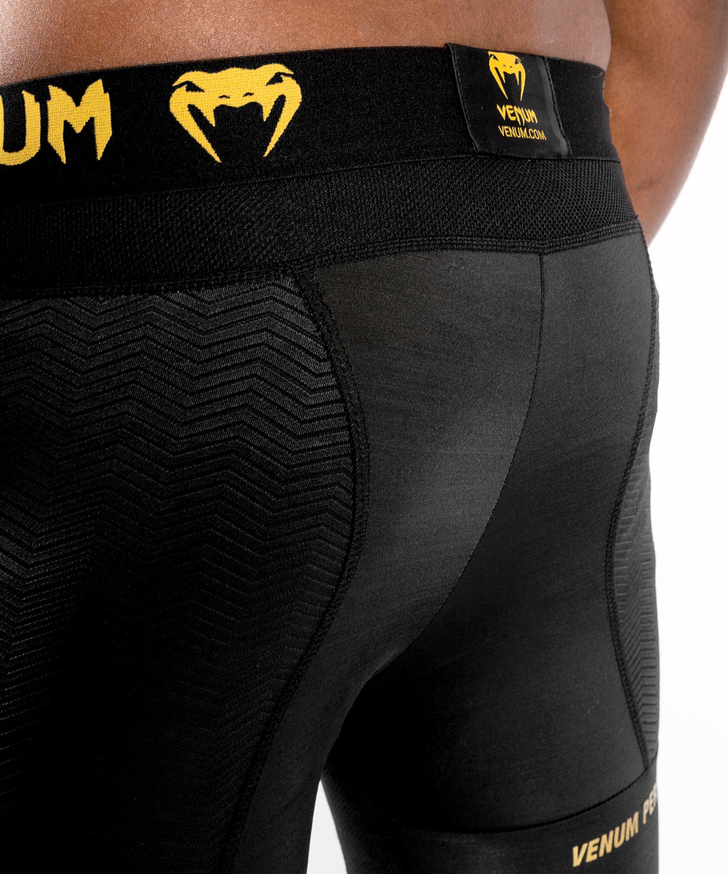 Pantalones de cortos de compresión Venum G-Fit
