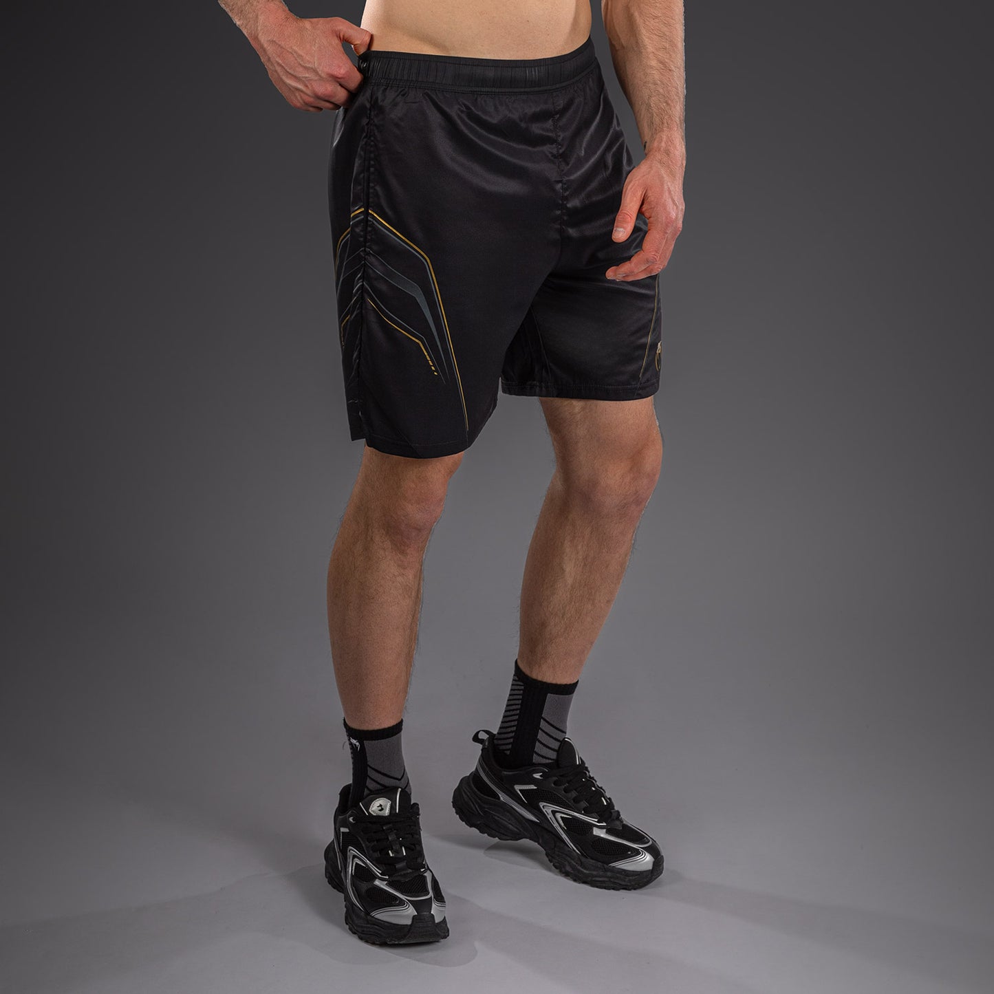Venum Streamline Pantalón Corto de Entrenamiento – Negro/Oro