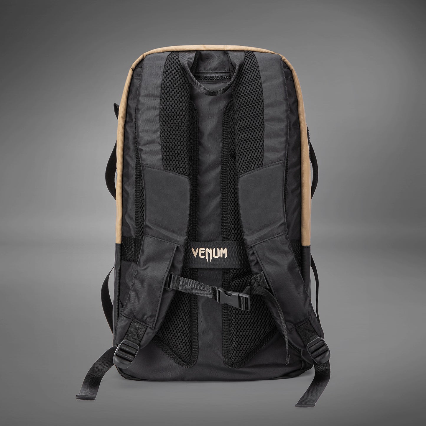 Venum Evo 2 Mochila (20-25L) – Negro/Arena