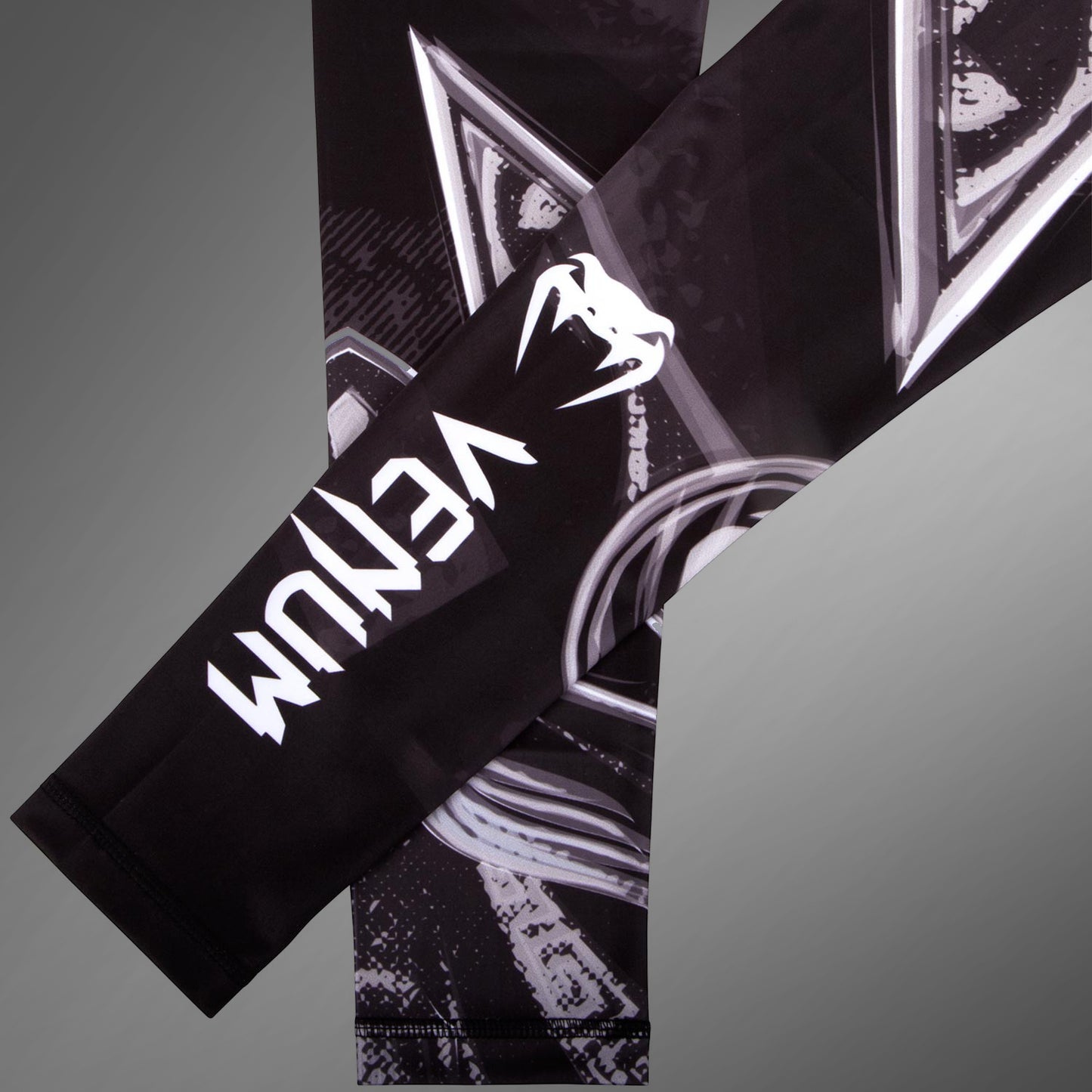 Mallas Largas Venum Gladiador 3.0 - Blanco/Negro