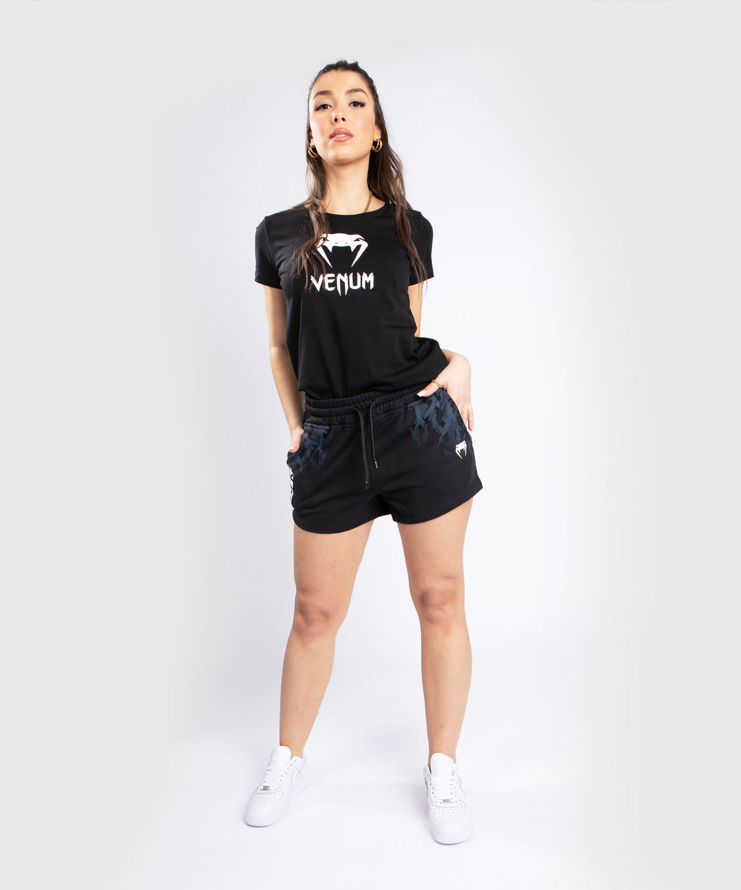 Camiseta Venum Classic - De Mujer - Negro