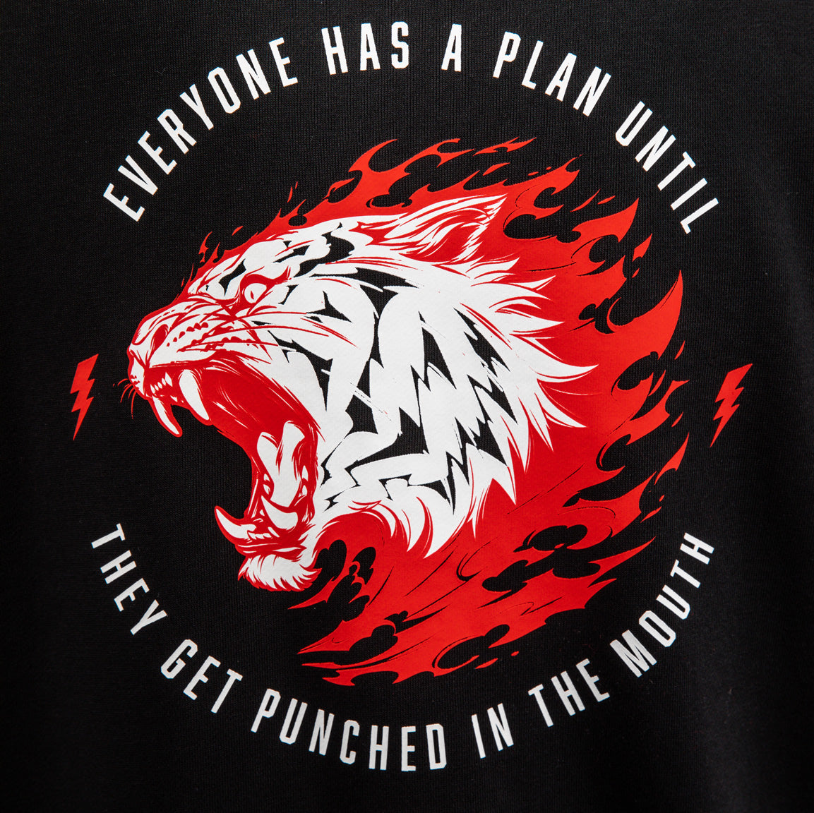 Venum x Mike Tyson Tiger Sudadera Sin Mangas - Negro Profundo/Rojo Intenso