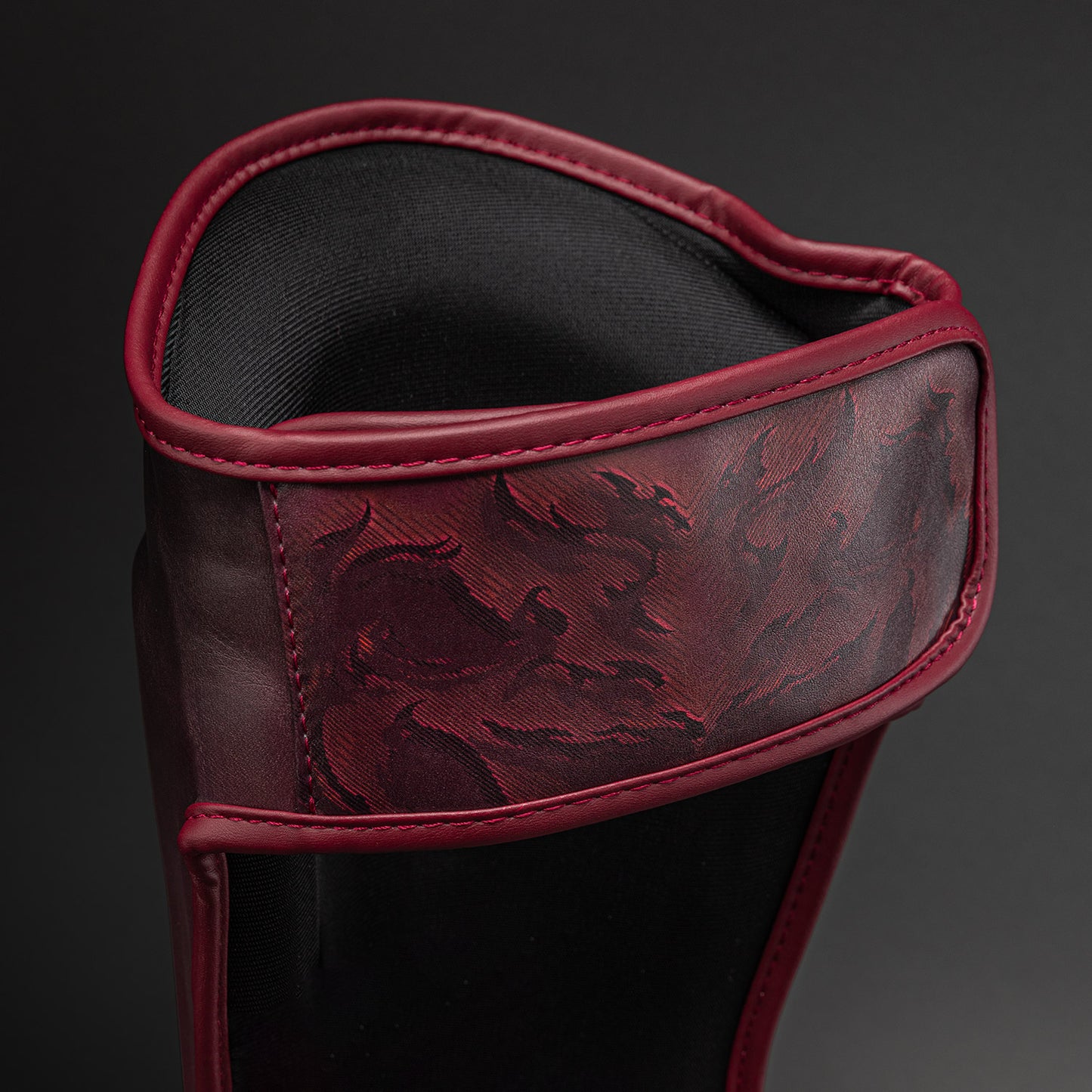 Venum Spectre Espinilleras – Negro/Rojo