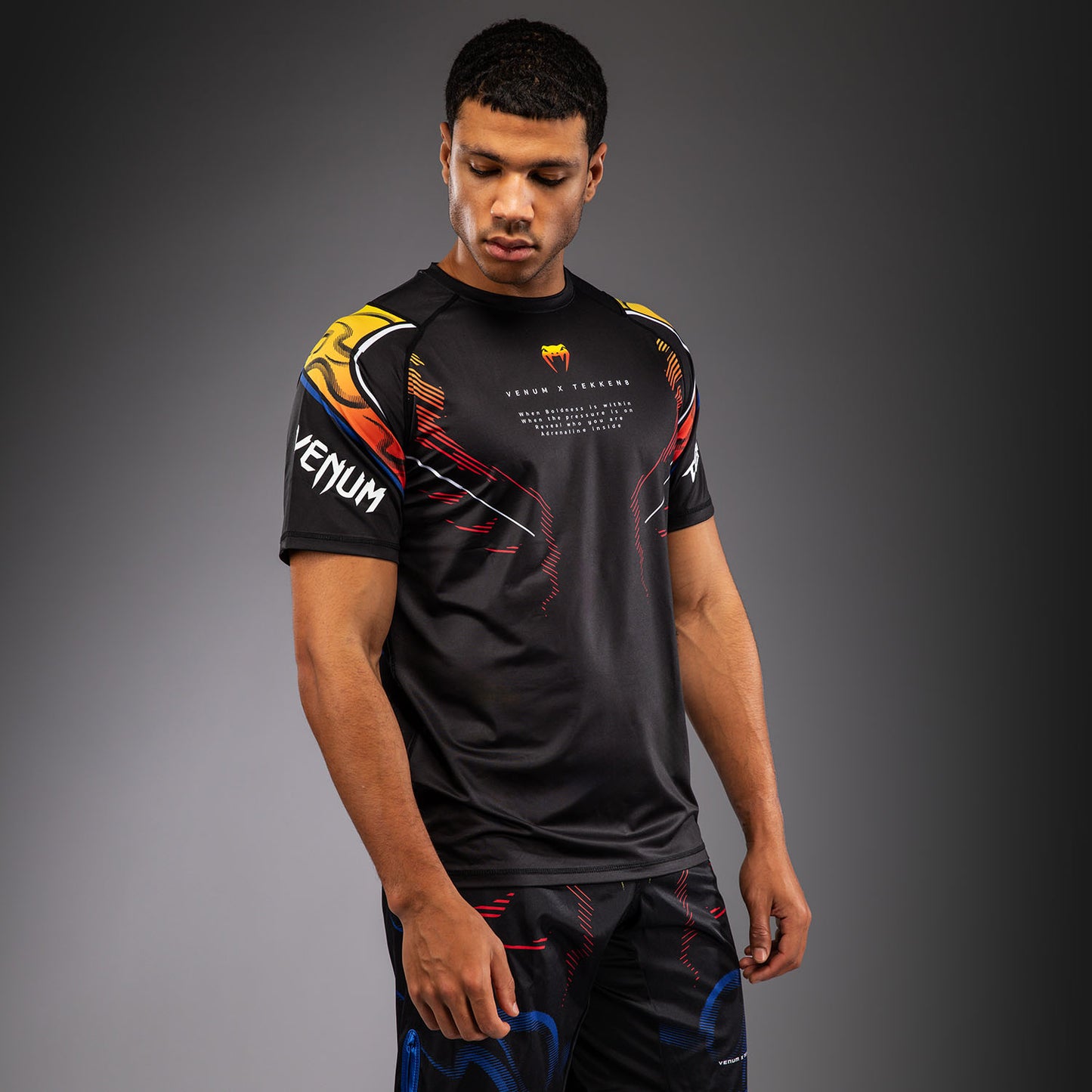 Venum x TEKKEN 8 Camiseta Dry Tech Yoshimitsu - Negro/Naranja