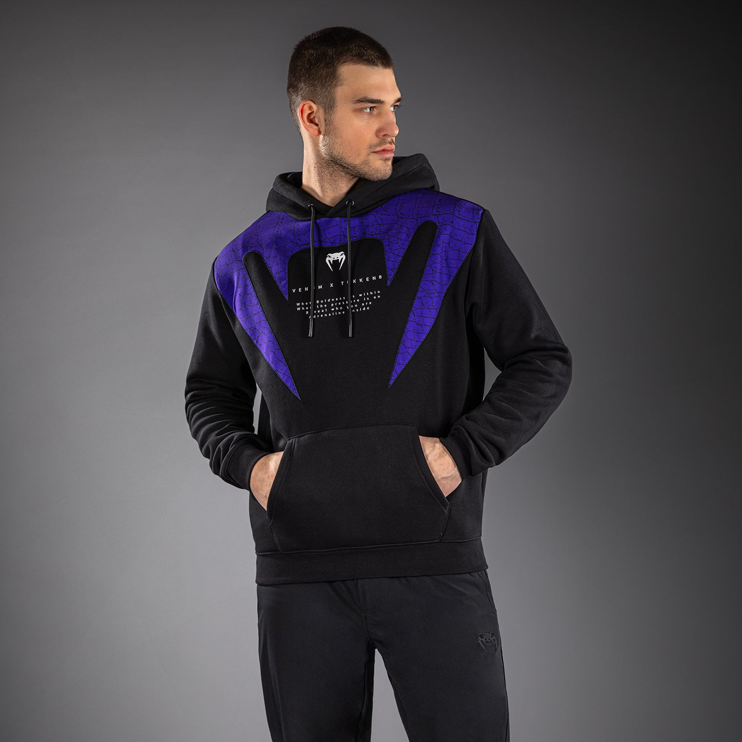 Venum x TEKKEN 8 Sudadera con Capucha Kazuya - Negro/Morado