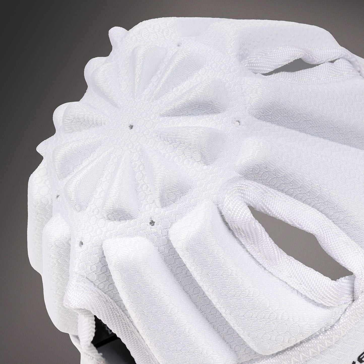 Venum Elite Casco Softshell Protect – Blanco/Negro