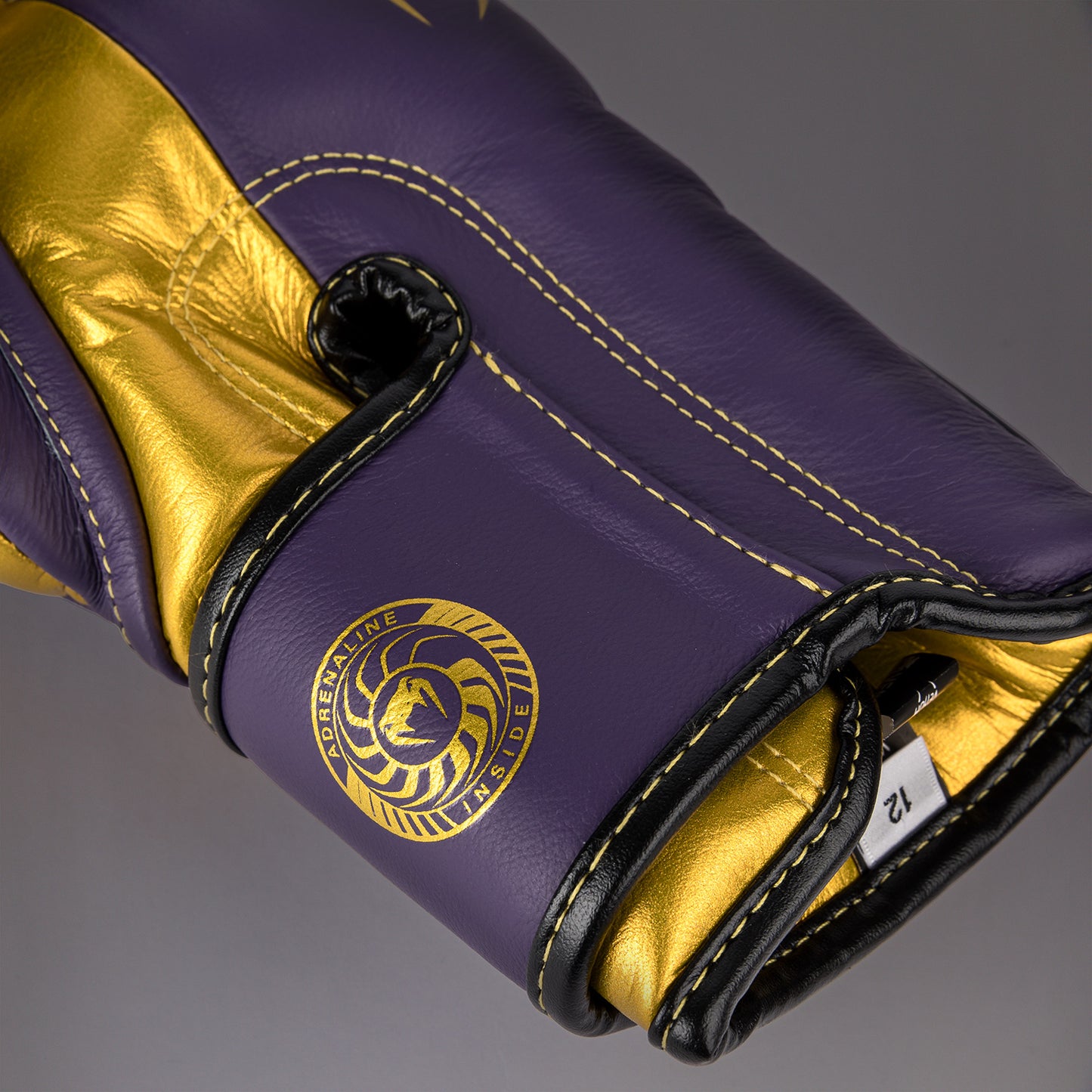 Venum Giant 3.0 Guantes de boxeo - Morado oscuro/Oro - Edición especial