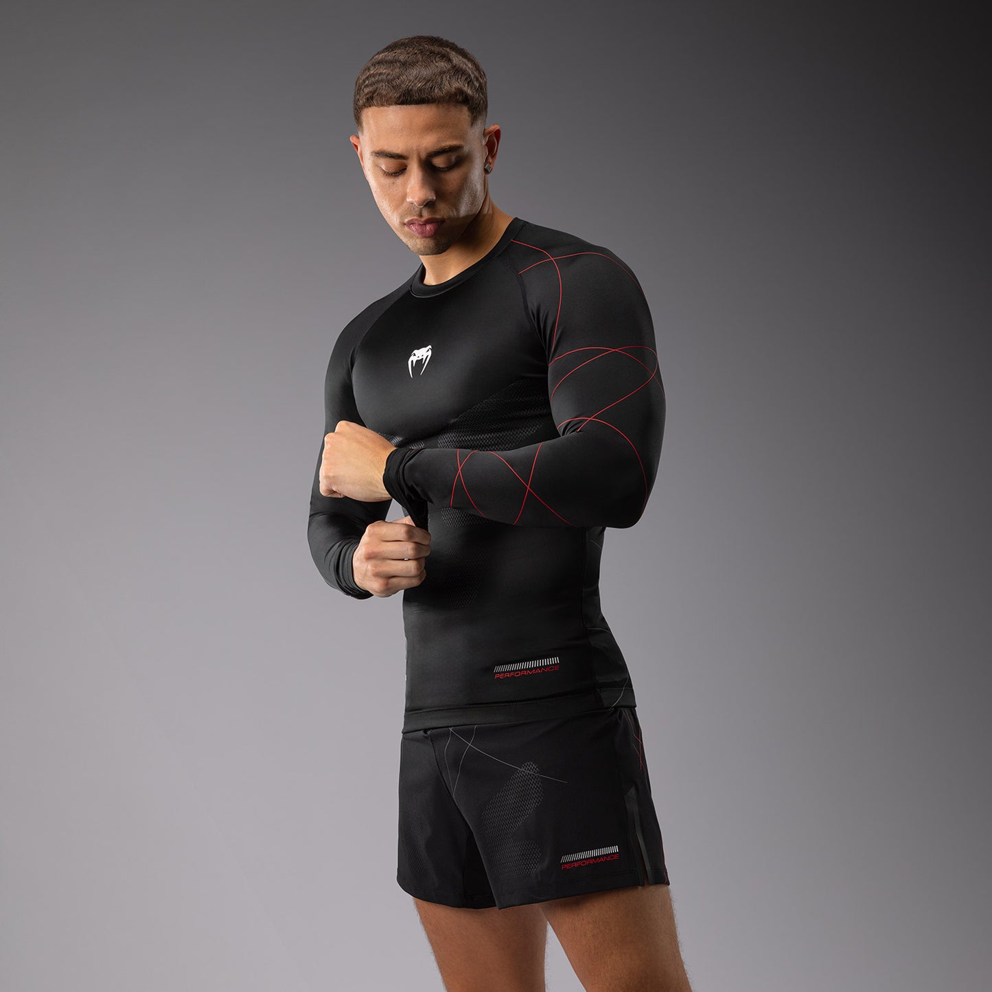 Venum Tactical XT Lycra de manga larga para hombre - Negro/Rojo fuego