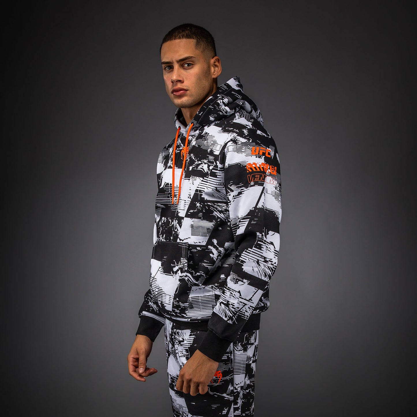 UFC Zenith by Venum Authentic Fight Week Sudadera Hombre - Blanco
