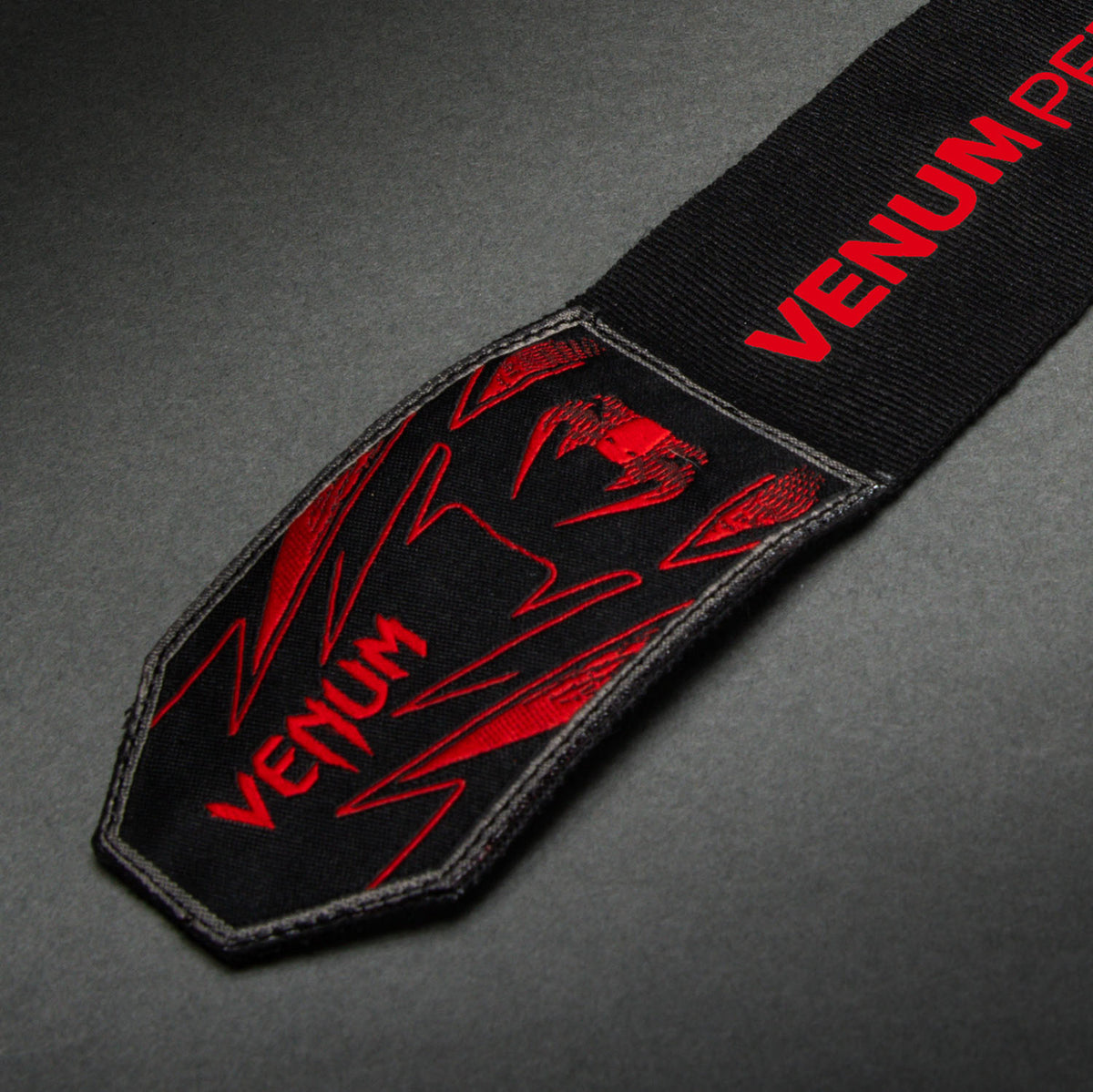 Venum Kontact Evo Amazonia Reborn Vendas de boxeo - Negro/Rojo