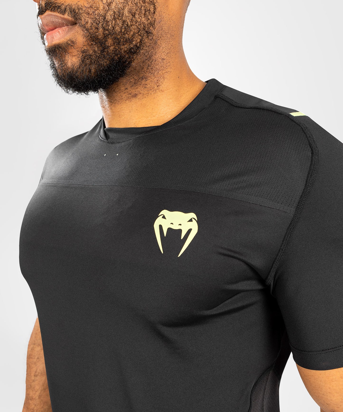 Venum Fusion 2.0  Camiseta Dry Tech Hombre - Negra/Amarilla