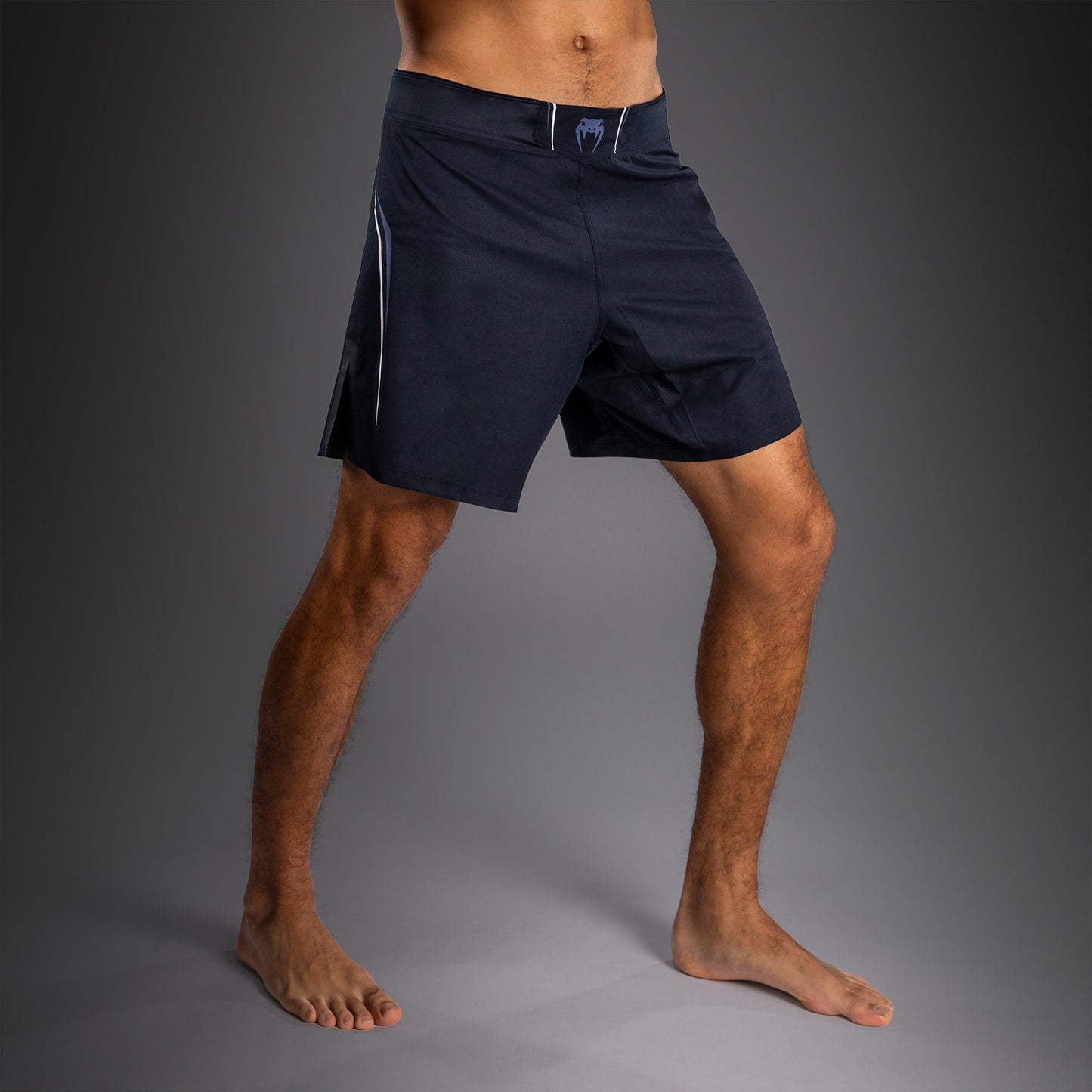Venum G-Core Pantalón Corto de Combate - Azul Marino/Blanco