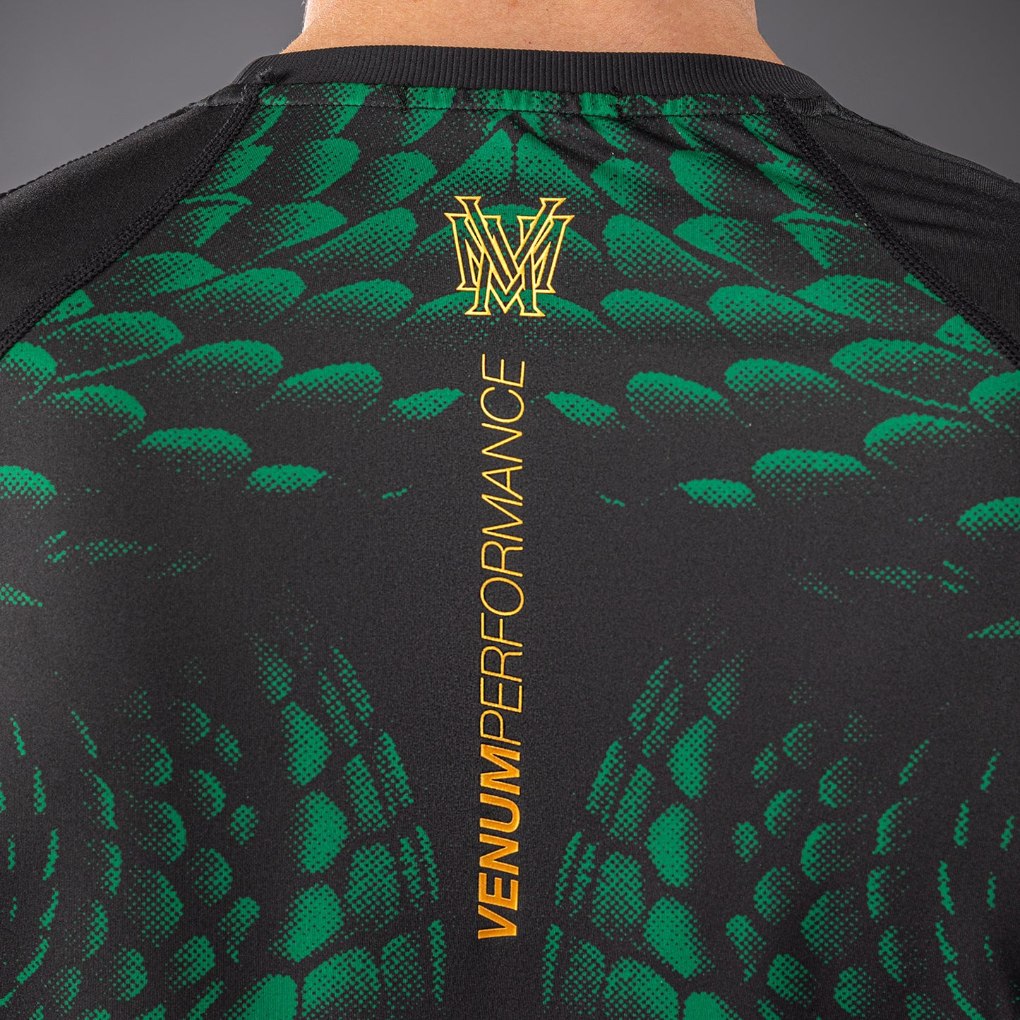 Venum Matupa Camiseta Dry Tech - Negro/Verde/Oro