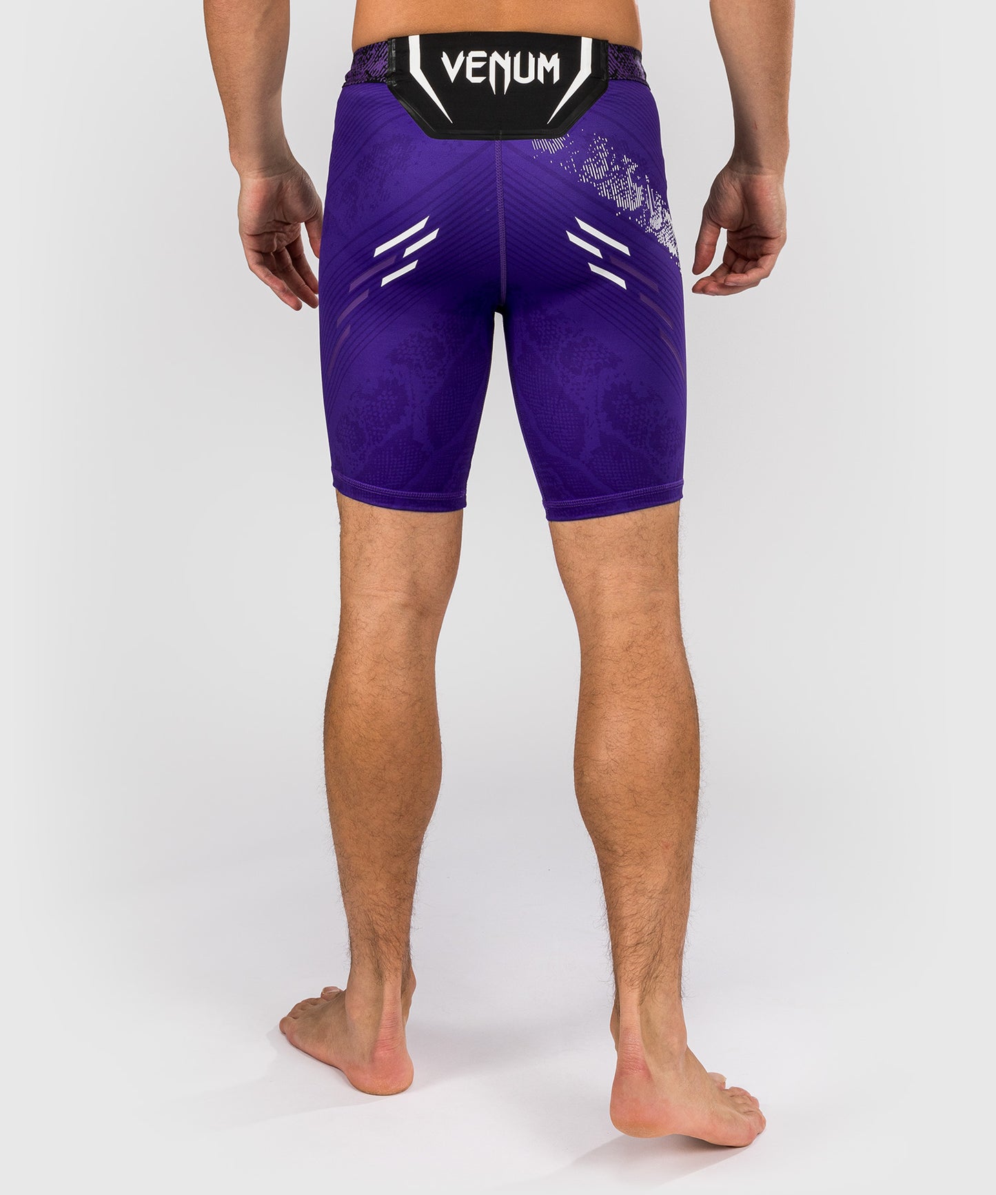 UFC Adrenaline by Venum Authentic Fight Night Vale Tudo Shorts para Hombre - Morado