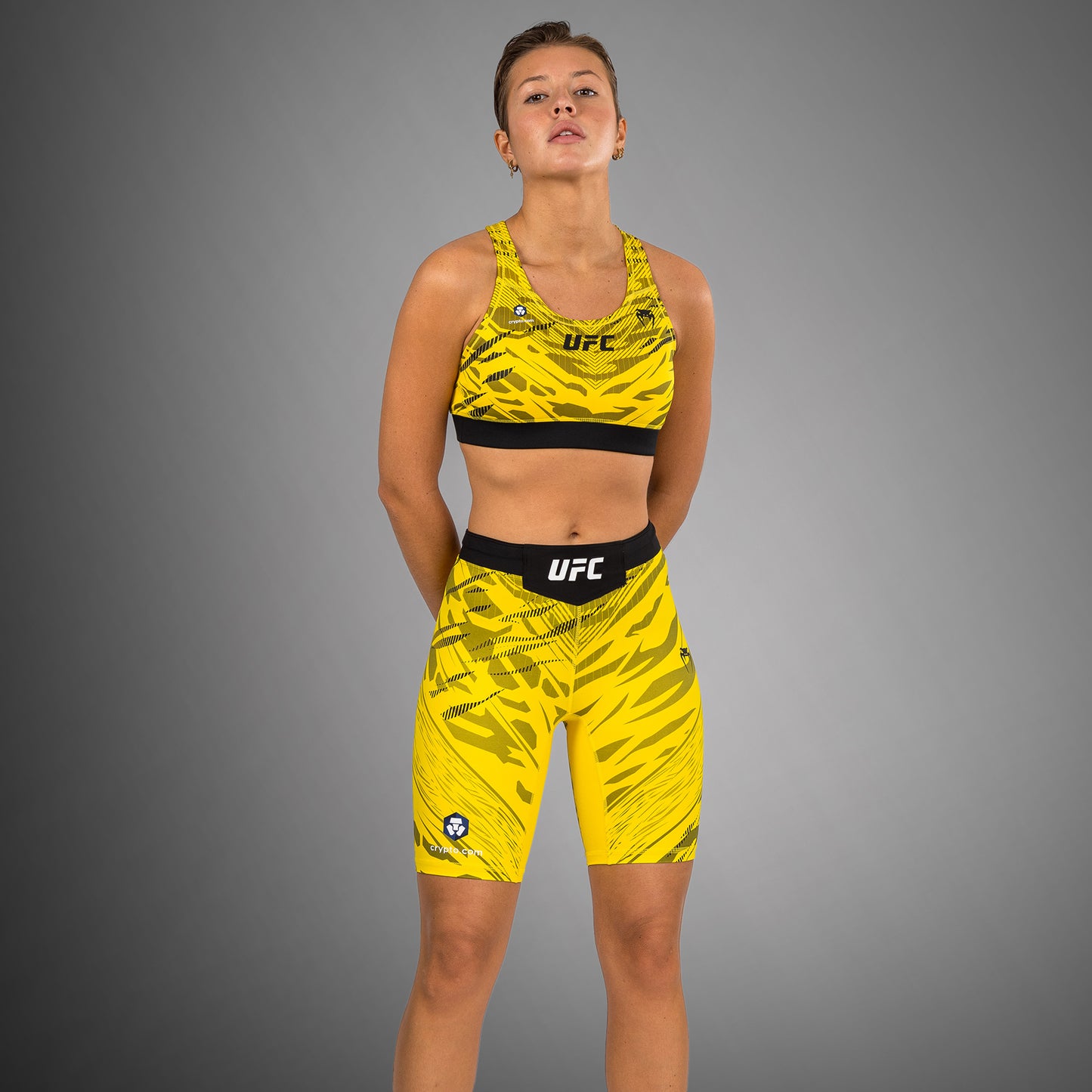 UFC Fusion by Venum Authentic Fight Night Vale Tudo Shorts para Mujer - Ajuste Largo - Amarillo