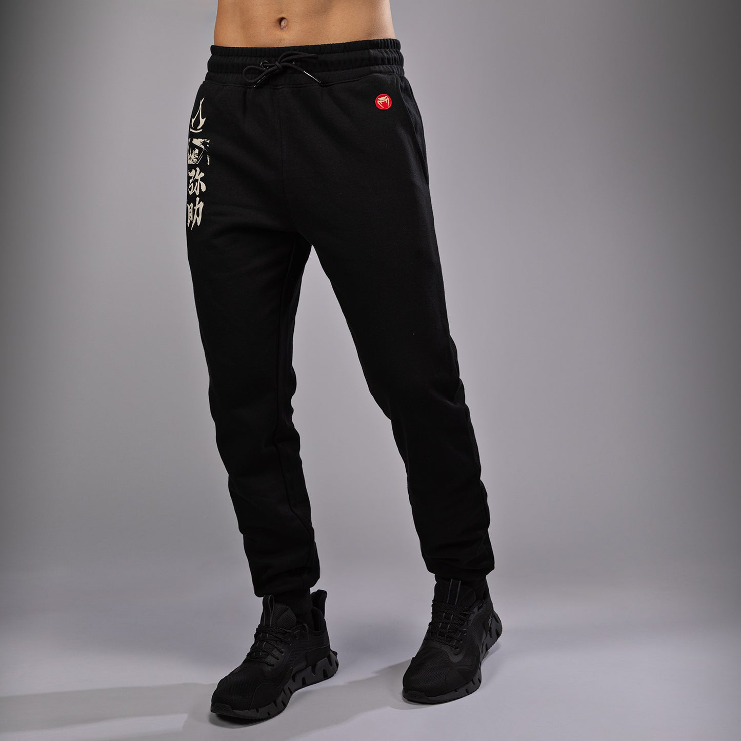 Venum x Assassin’s Creed Shadows Joggers - Negro