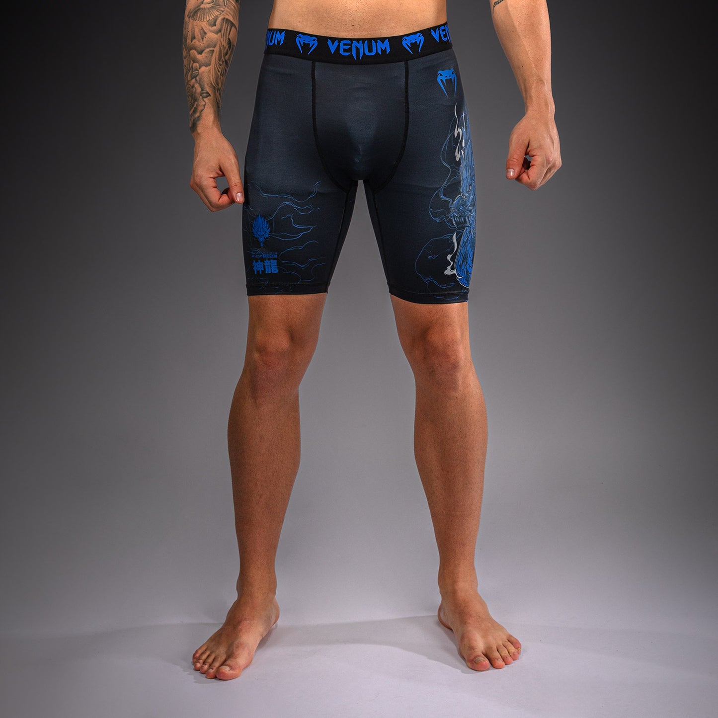 Venum Thunder Dragon Short de Compresión – Negro/Azul Real