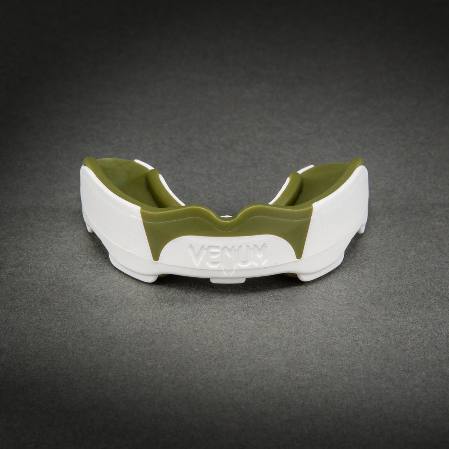 Venum Predator Protector Bucal – Blanco/Kaki