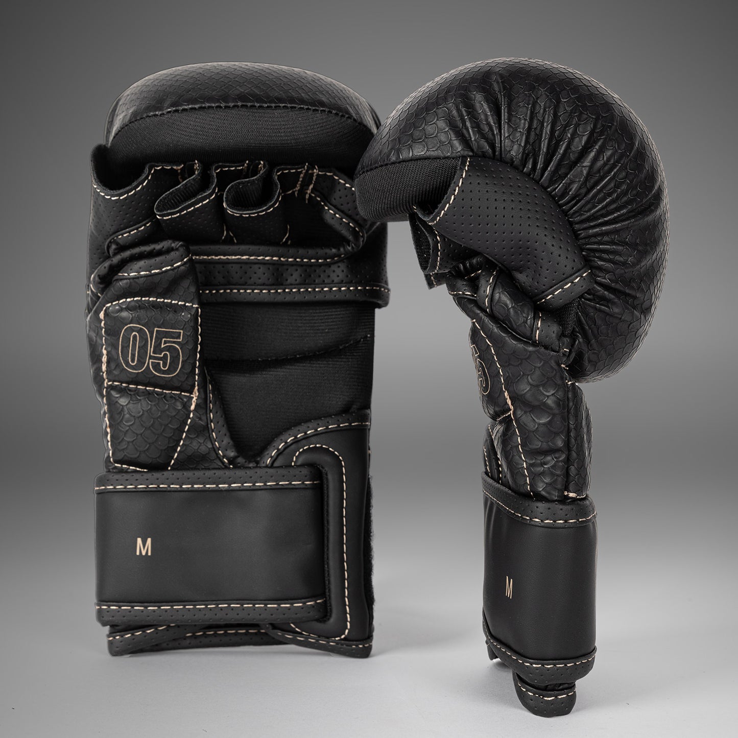 Venum Impact Evo Scales Guantes de MMA para Sparring – Negro