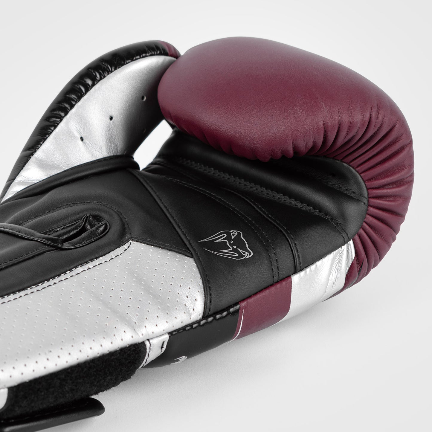 Venum Elite Evo Guantes de Boxeo - Borgoña/Plata