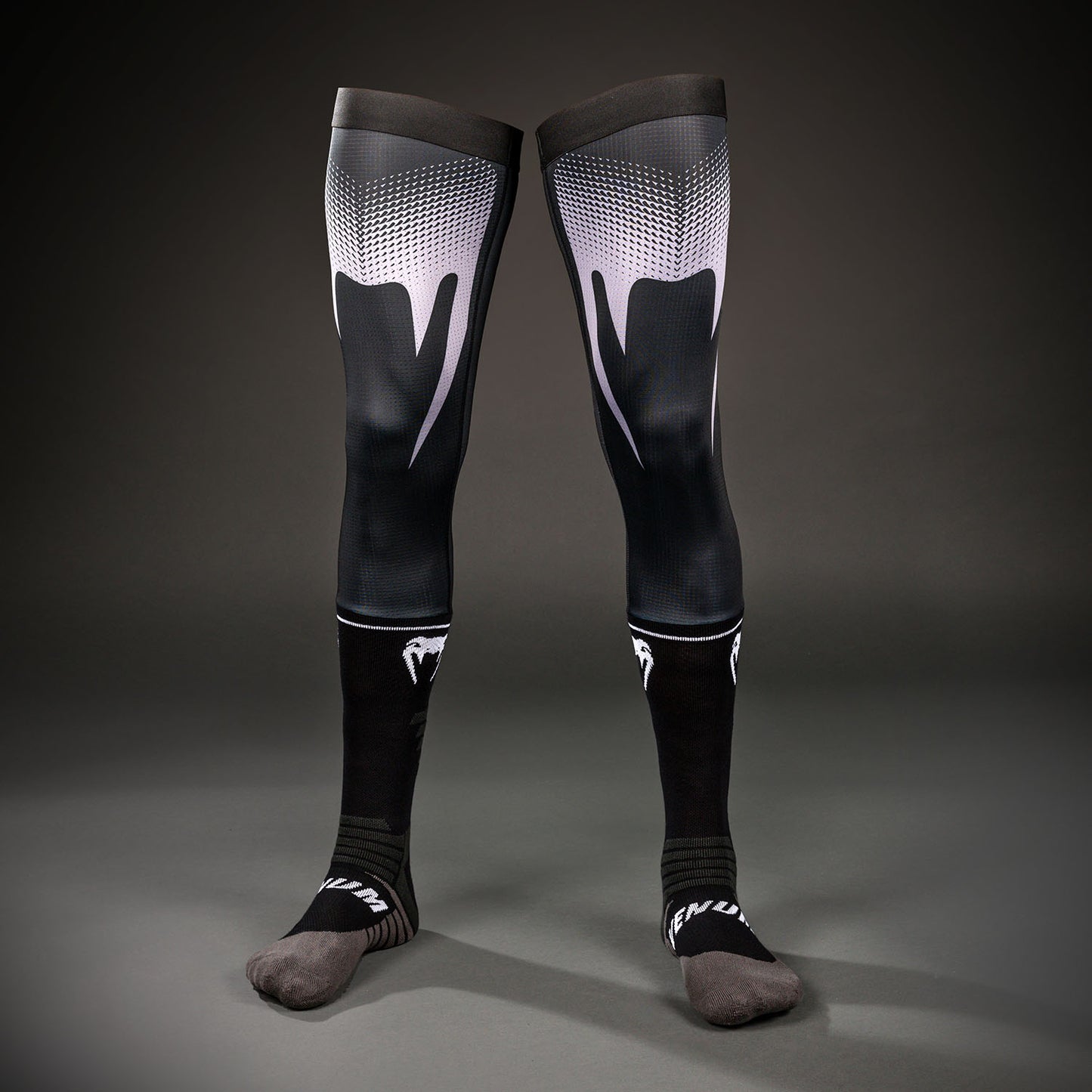 Venum MX Basics Calcetines de Motorsports - Negro/Blanco