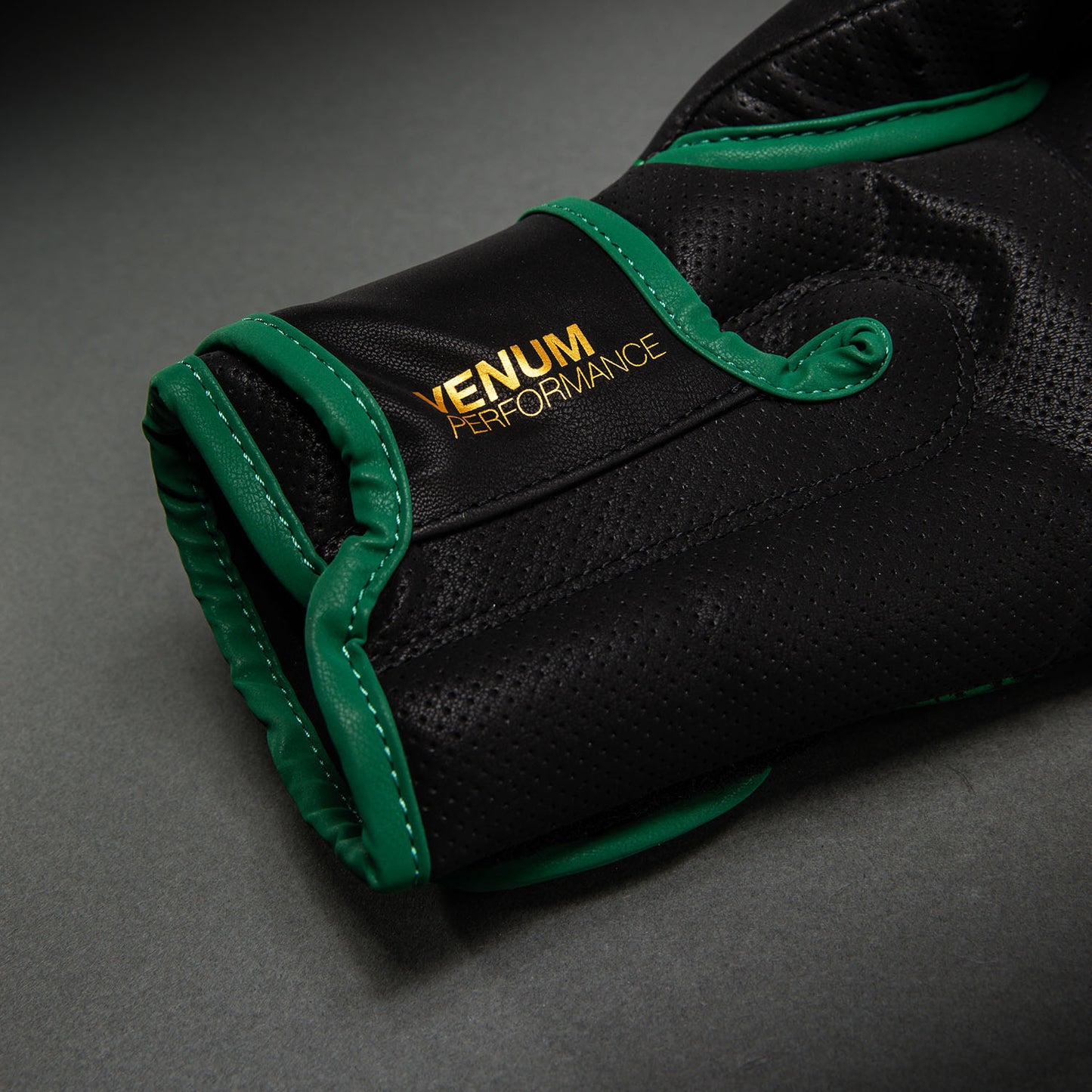 Venum Matupa Guantes de Boxeo - Negro/Verde/Oro