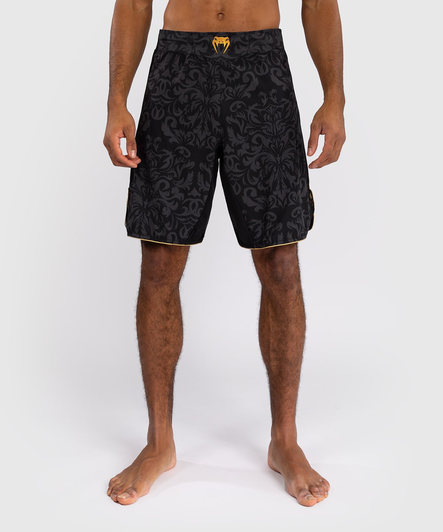 Venum x Topuria Unmatched Edition Pantalones de Lucha - Negro/Dorado