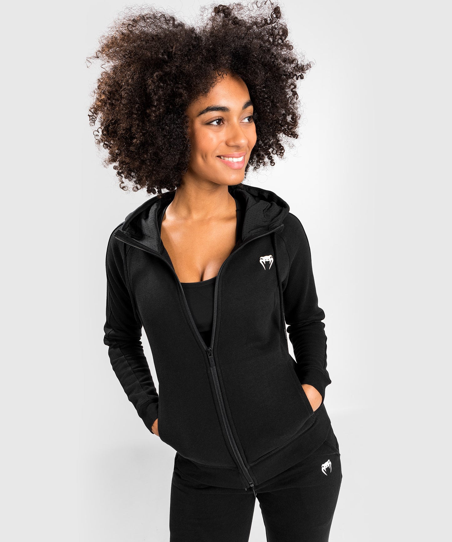 Sudadera Venum Essential - Negro