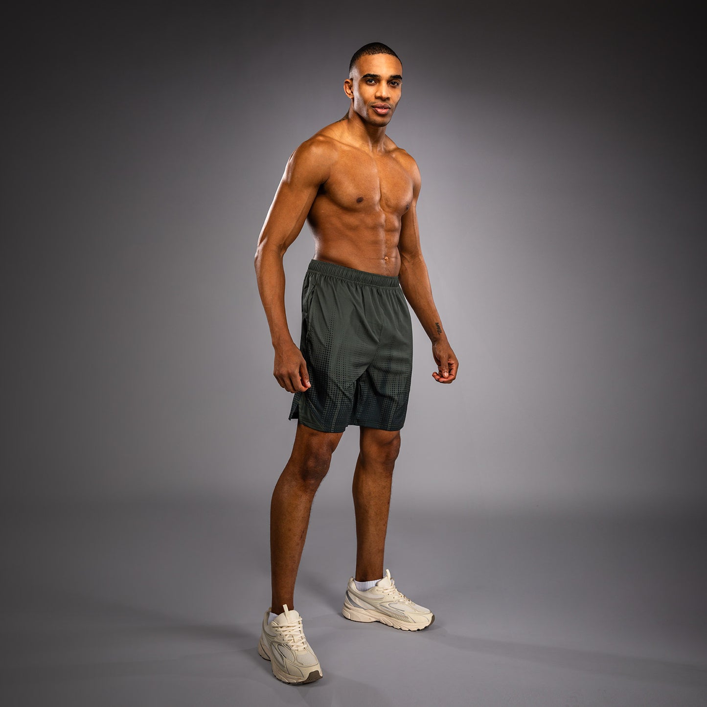 Venum Stealth Short de Entrenamiento – Caqui/Verde Oscuro
