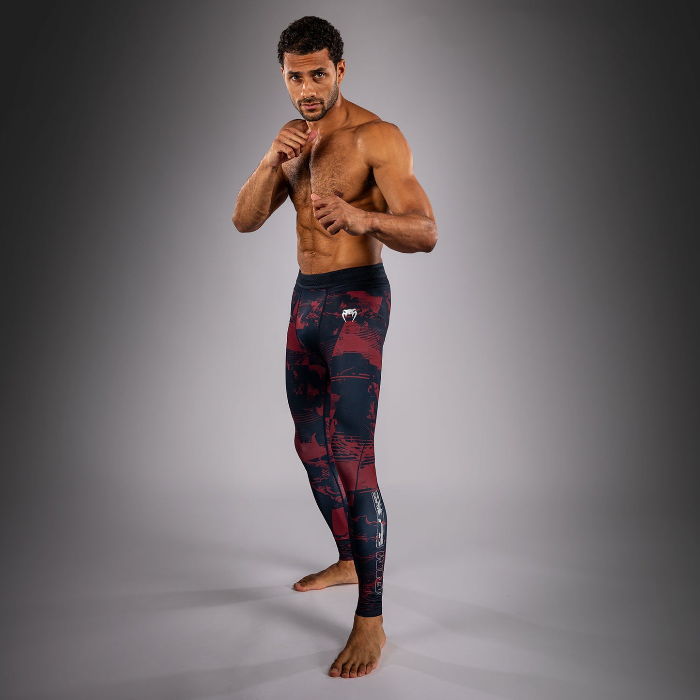 UFC Zenith by Venum Authentic Fight Week Malla Performance Hombre - Azul marino/Burdeos/Plateado