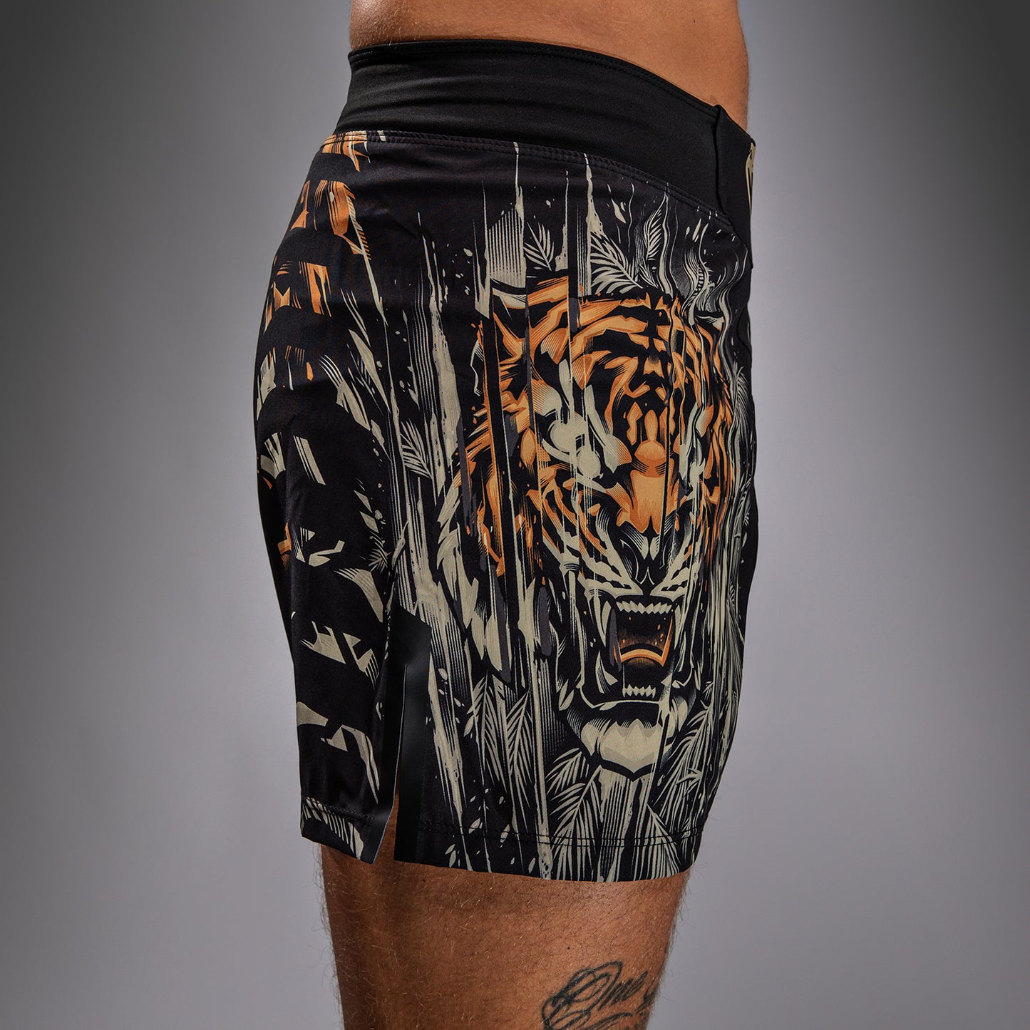 Venum Tiger Pantalones de Lucha para Hombre - Negro/Naranja Neón