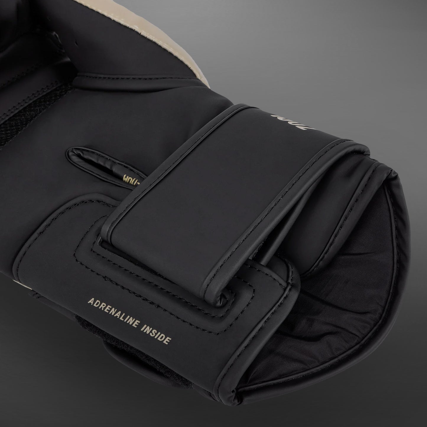 Venum Challenger 4.0 Guantes de Boxeo - Negro/Beige