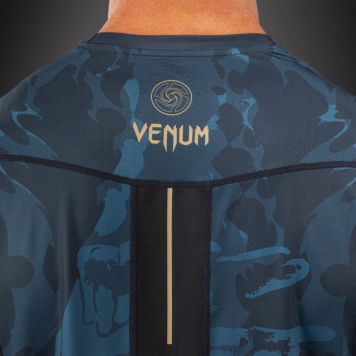 Jujutsu Kaisen x Venum Fushiguro Camiseta Dry-Tech – Azul Océano