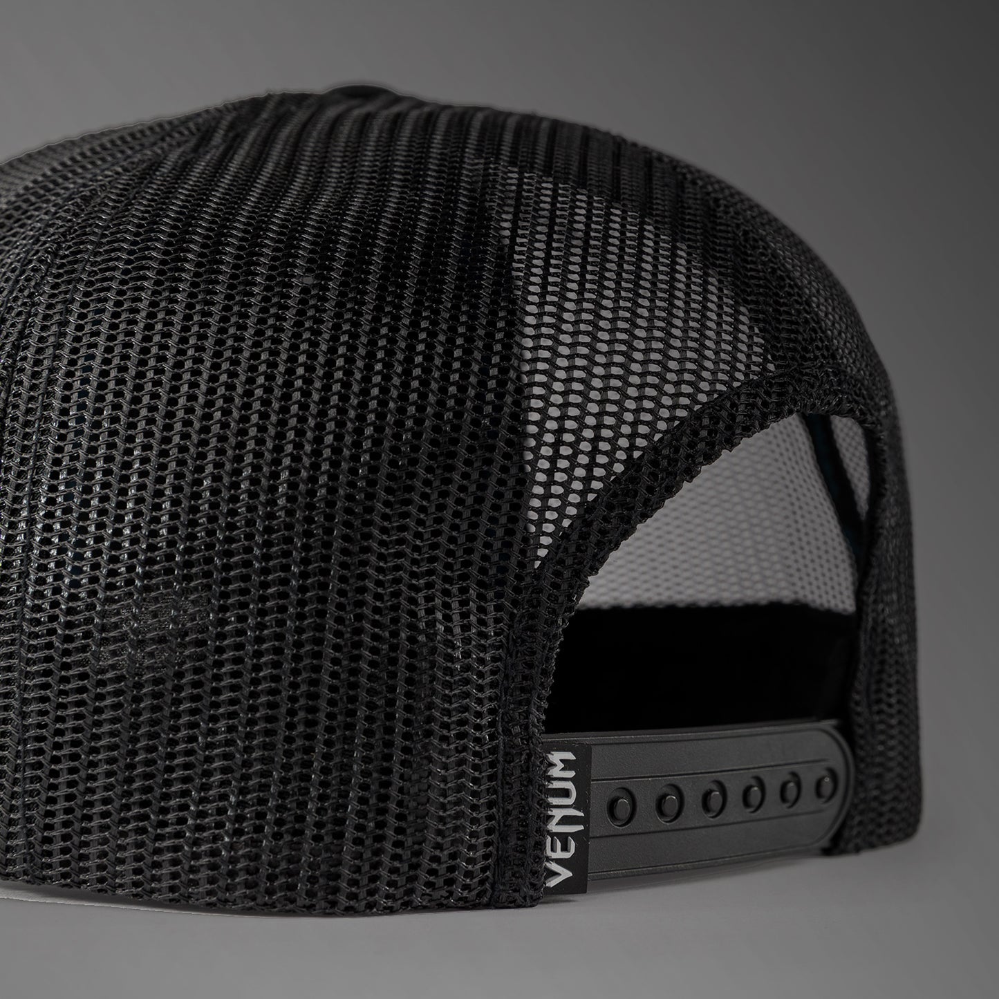 Venum x Demi Gorra Trucker - Negra