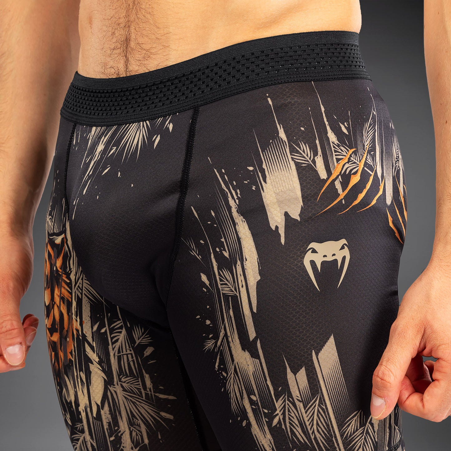 Venum Tiger Vale Tudo para Hombre - Negro/Naranja Neón