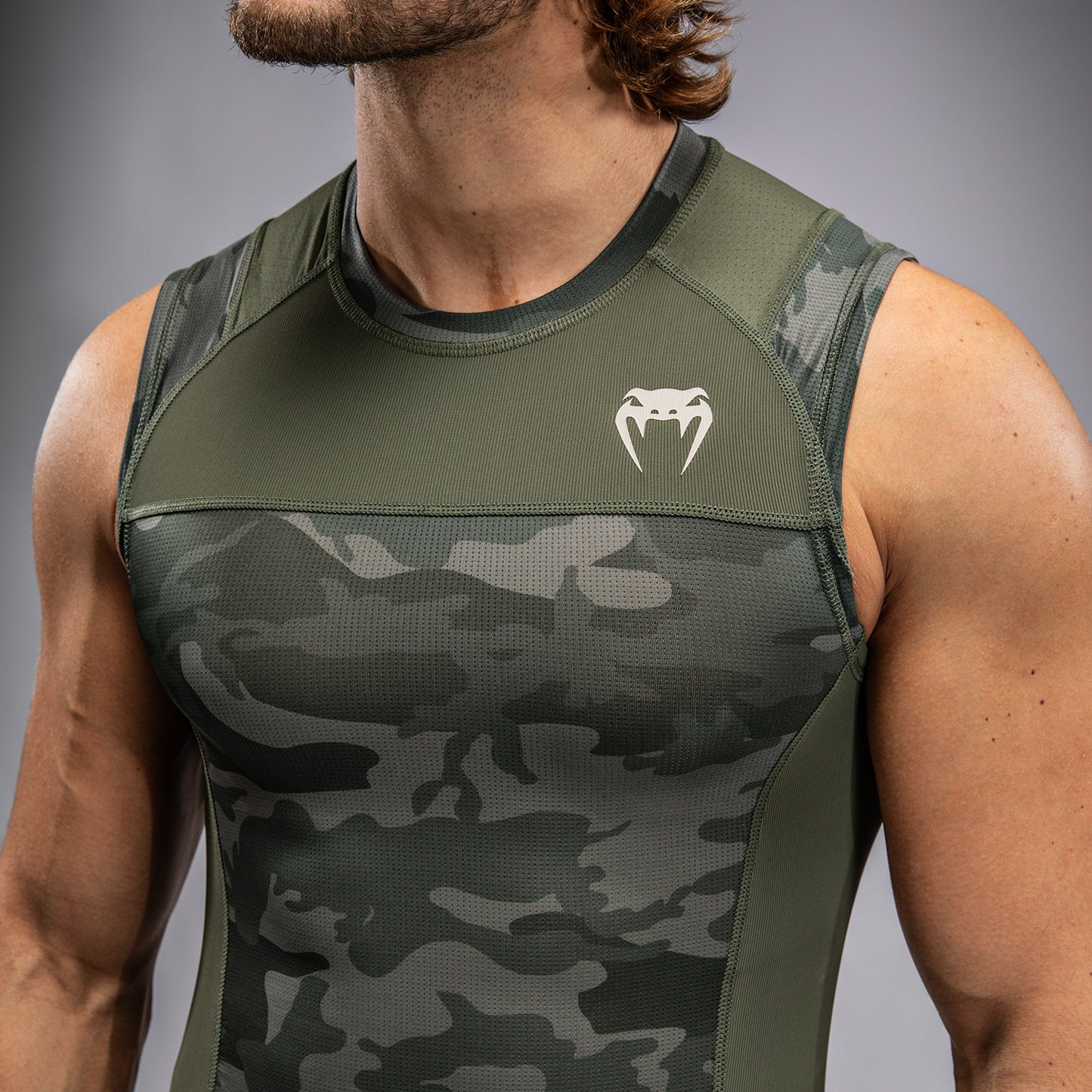 Venum G-Fit Air Rashguard sin Mangas para Hombre - Camuflaje del Ejército