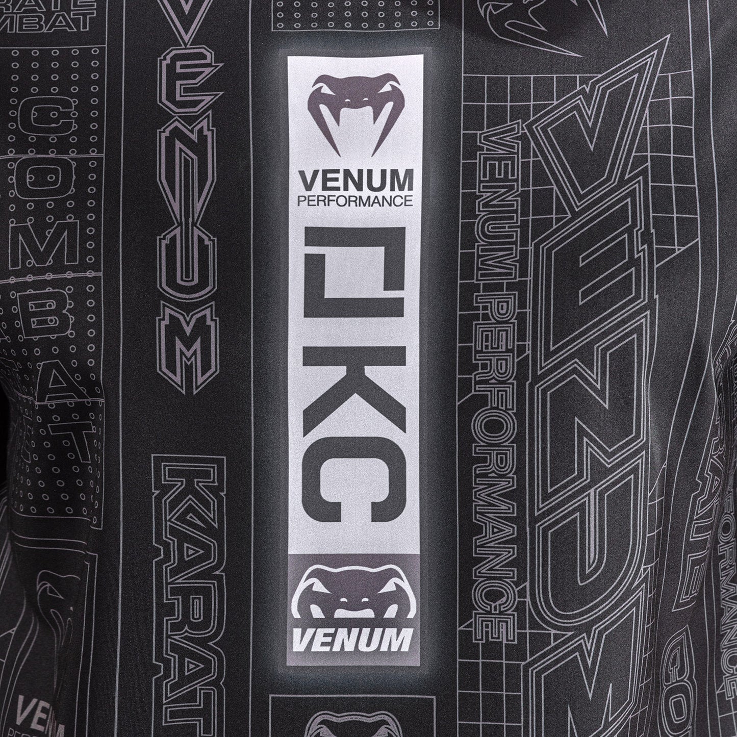 Karate Combat by Venum Camiseta Dry Tech – Negro/Gris