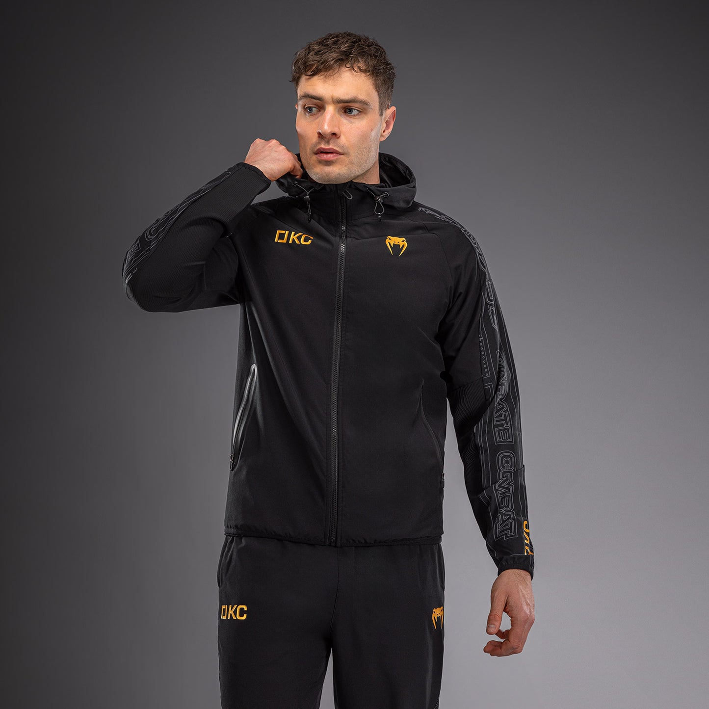 Karate Combat by Venum Chaquetas de Chándal – Negro/Gris
