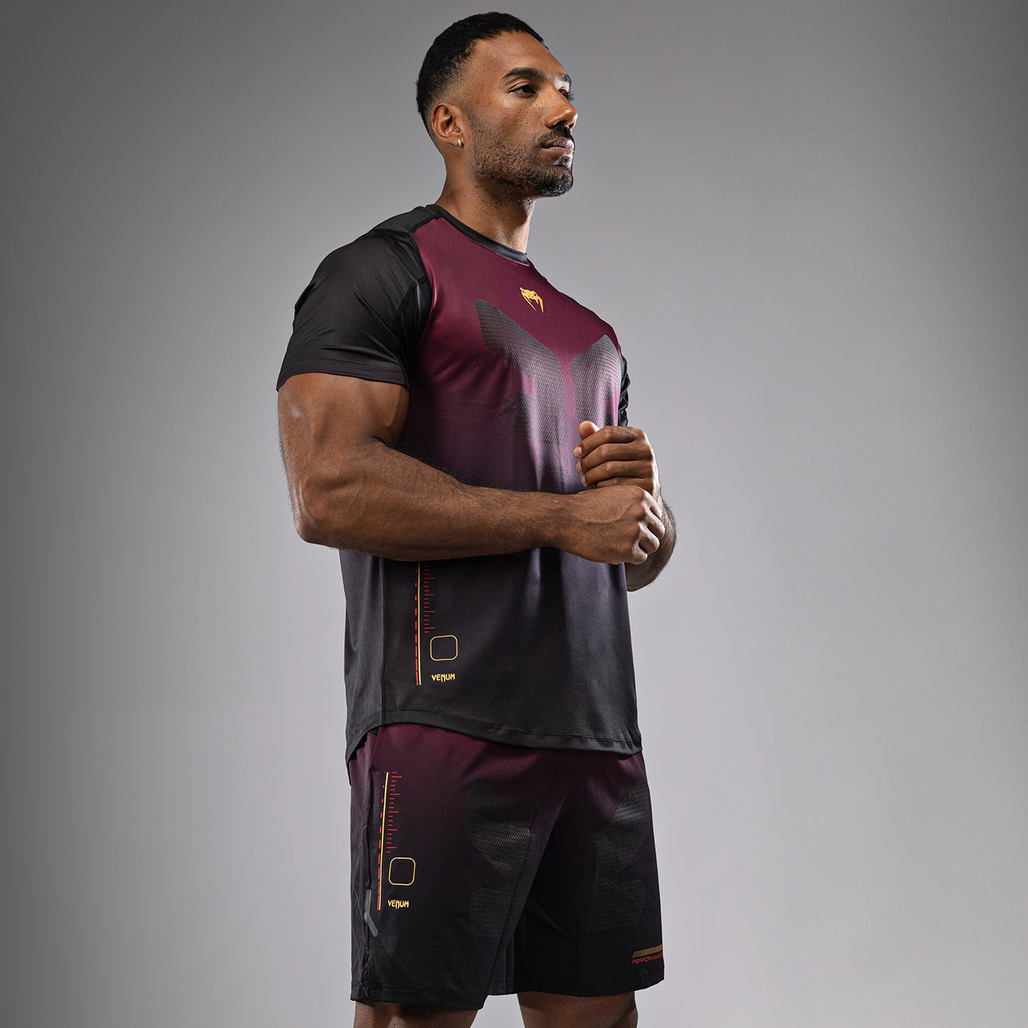 Venum Tactical XT Camiseta Dry Tech Hombre - Negra/Burdeos/Oro