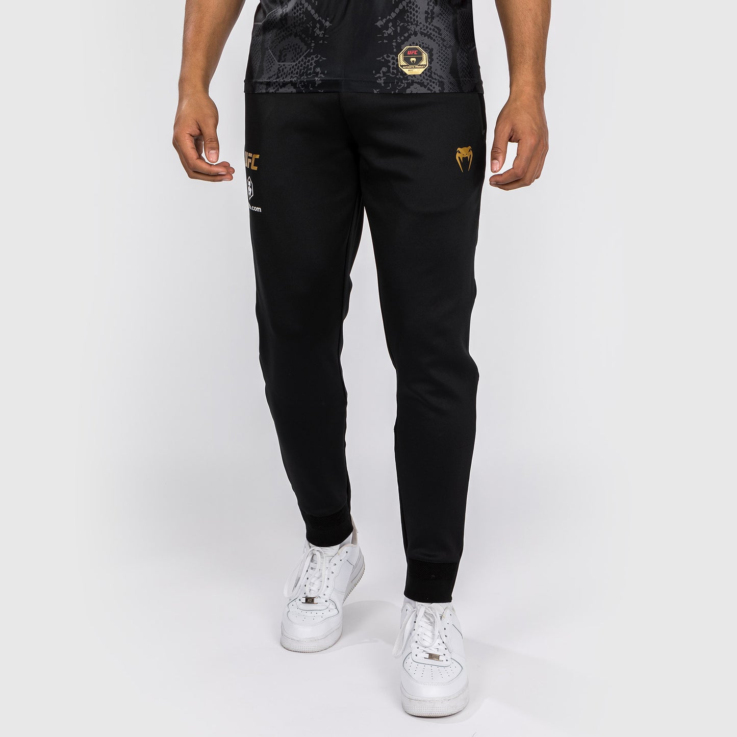 UFC Adrenaline by Venum Authentic Fight Night Pantalón Walkout para Hombre - Champion