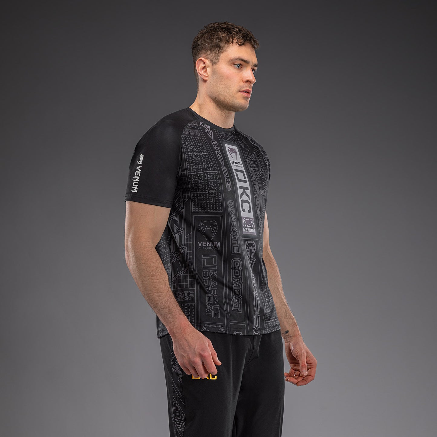 Karate Combat by Venum Camiseta Dry Tech – Negro/Gris