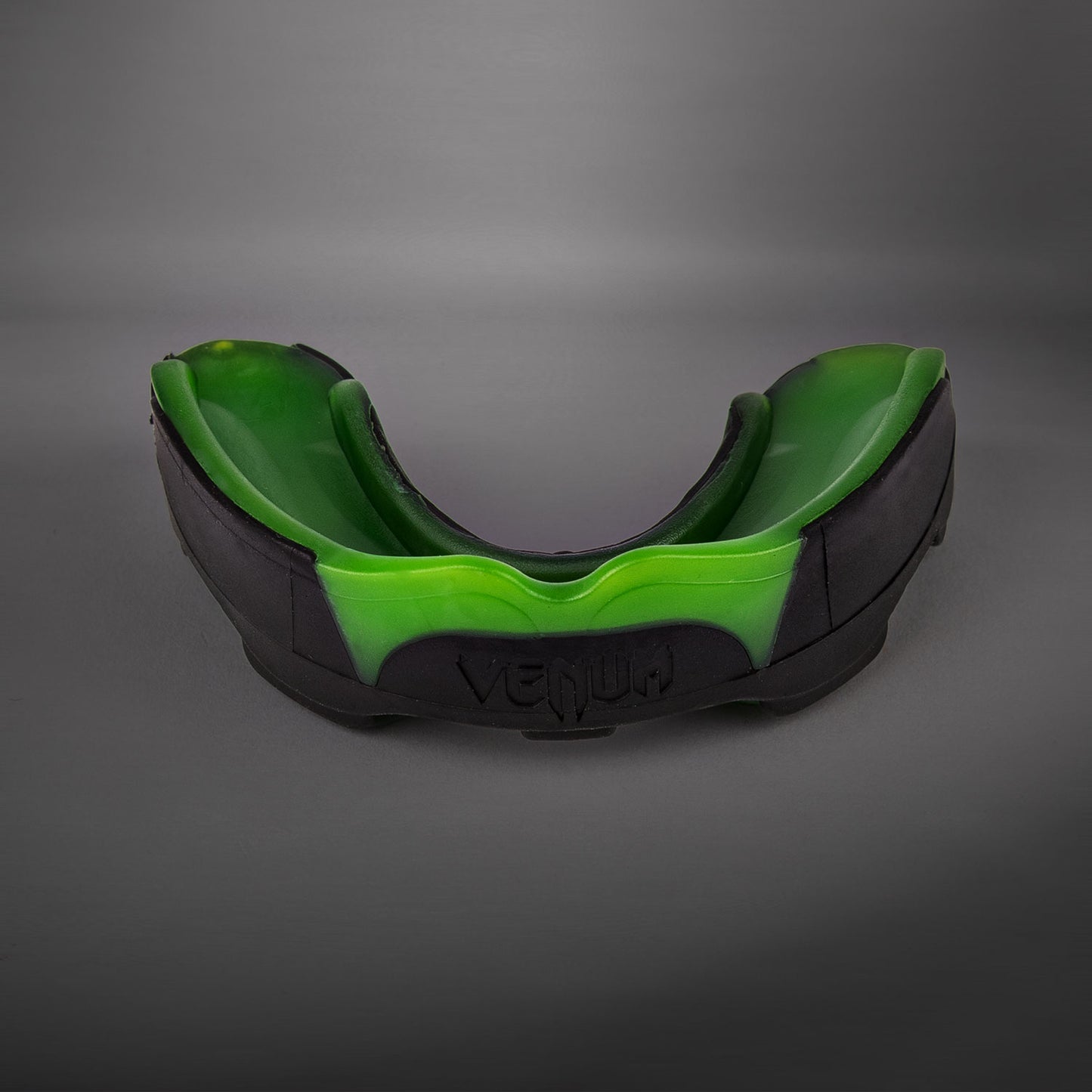 Venum Predator Protector Bucal - Negro/Verde