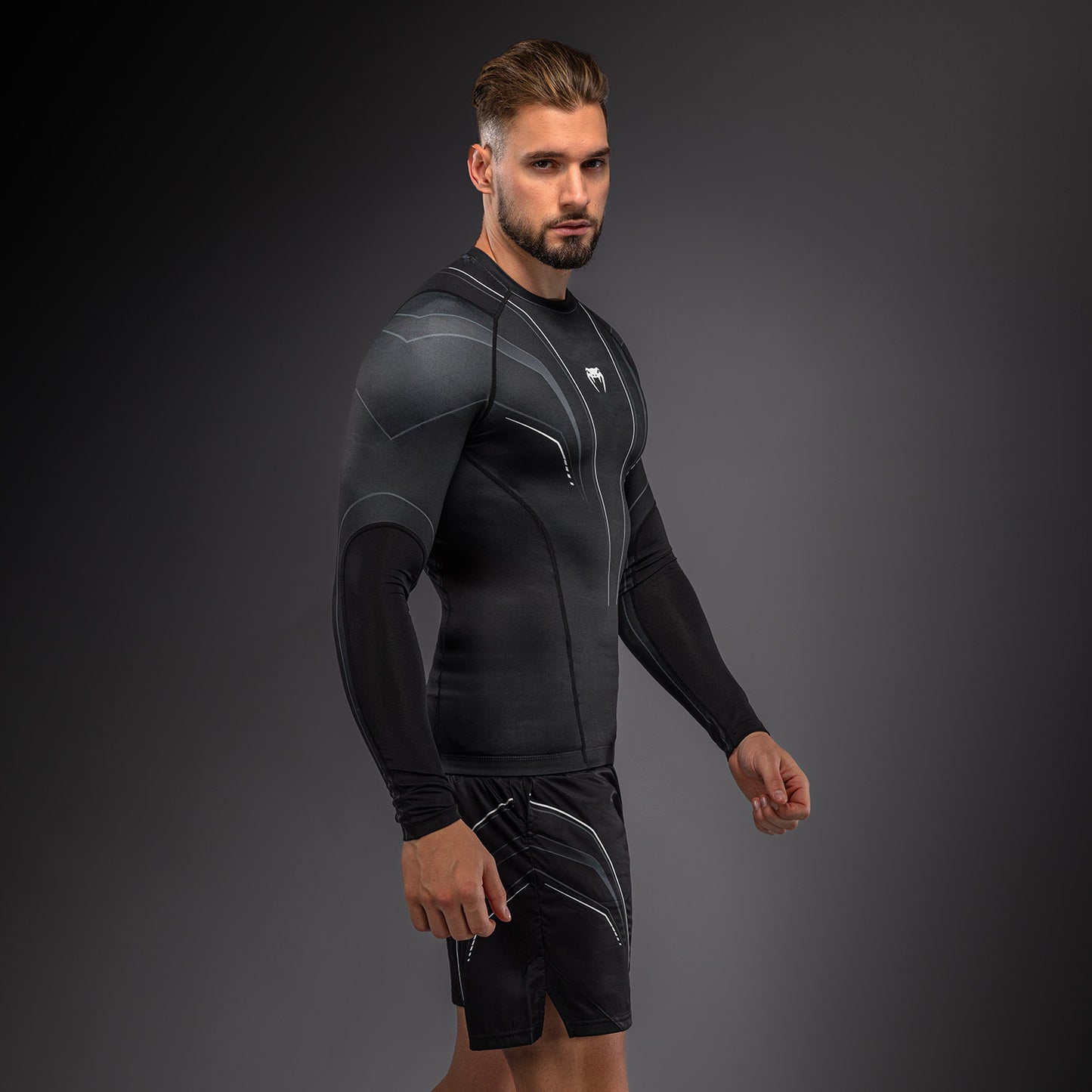 Venum Streamline Rashguard Manga Larga – Negro/Blanco