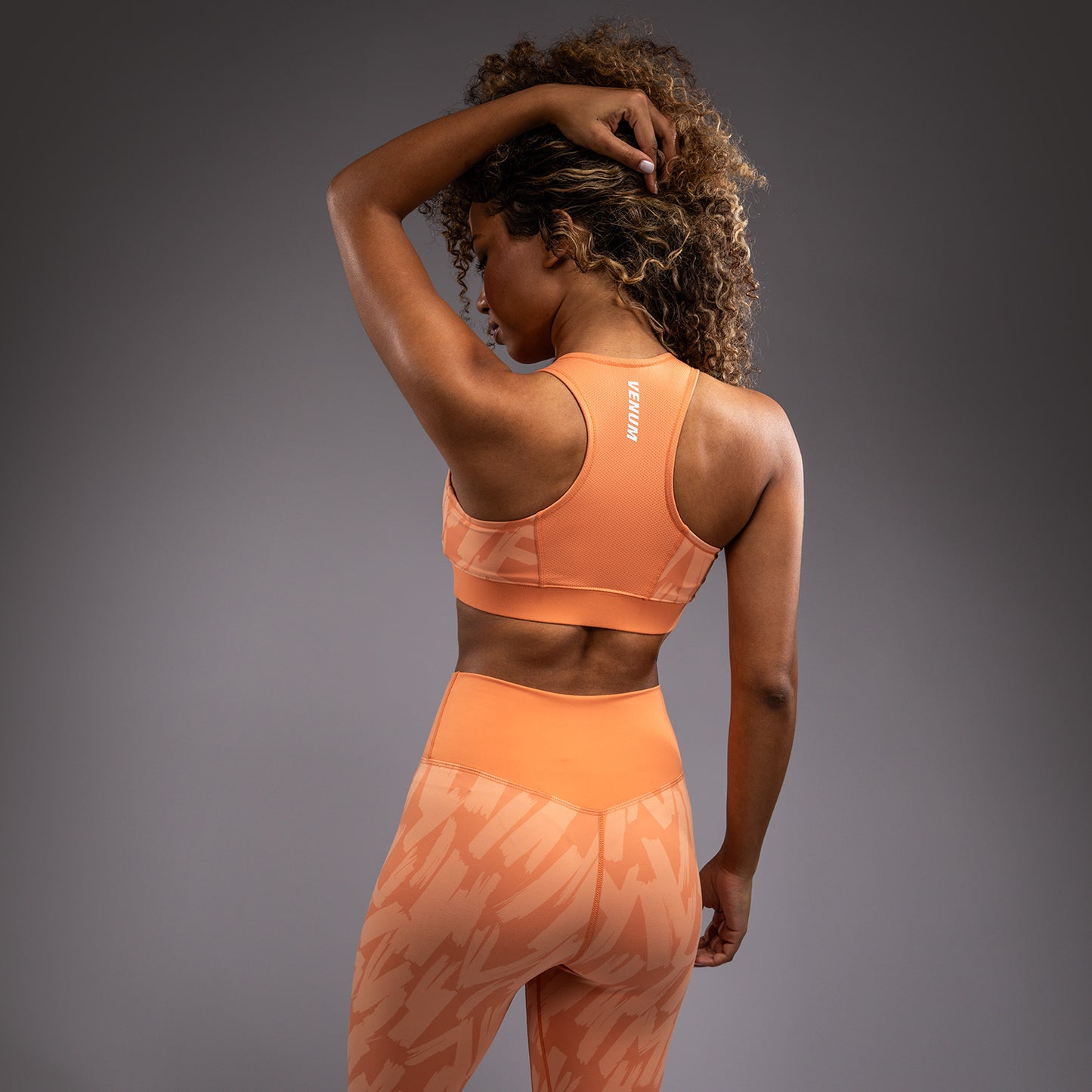 Venum Graffiti Sujetador Deportivo para Mujer - Albaricoque Terciopelo