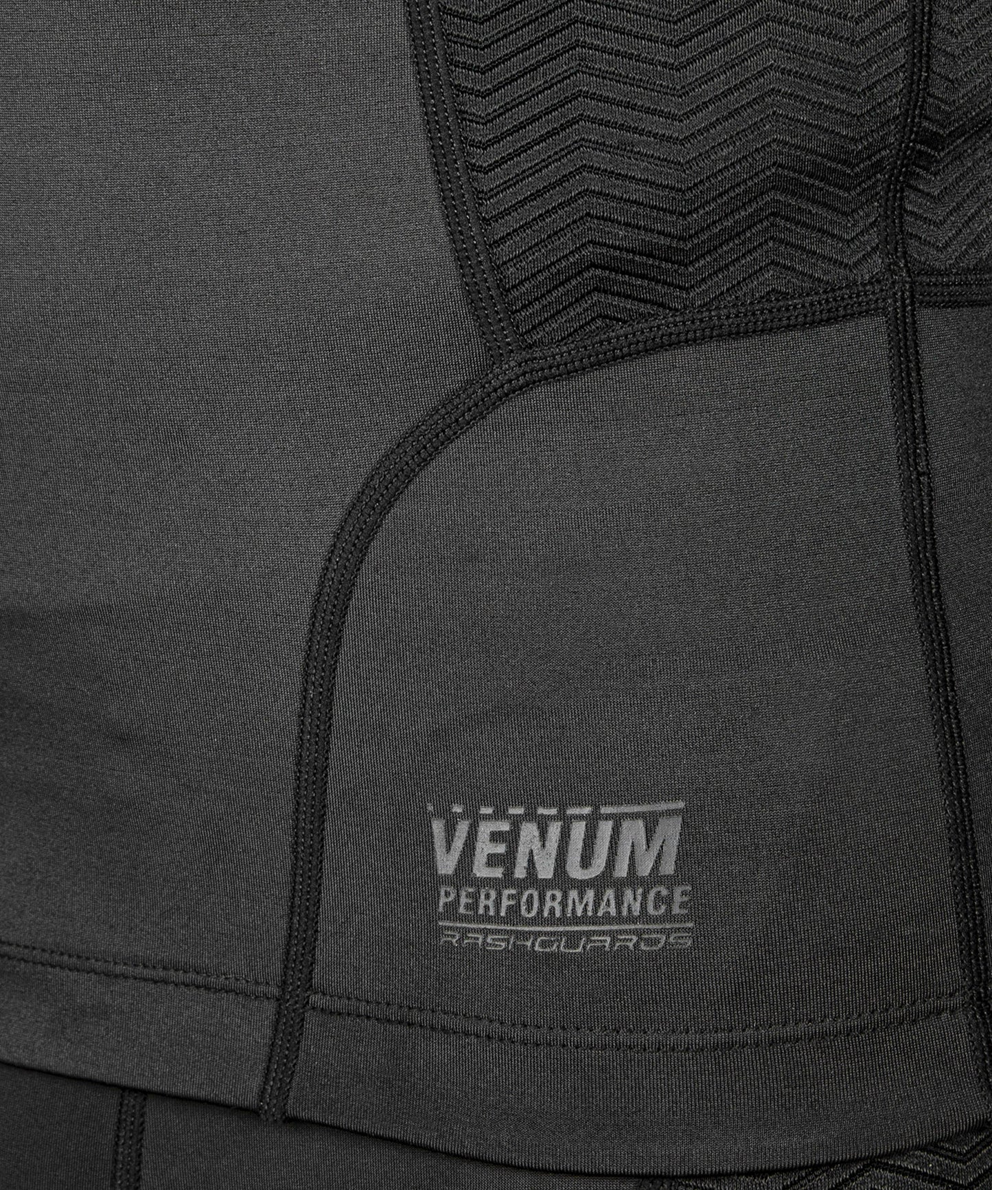 Venum G-Fit Rashguard - Manga corta - Negra