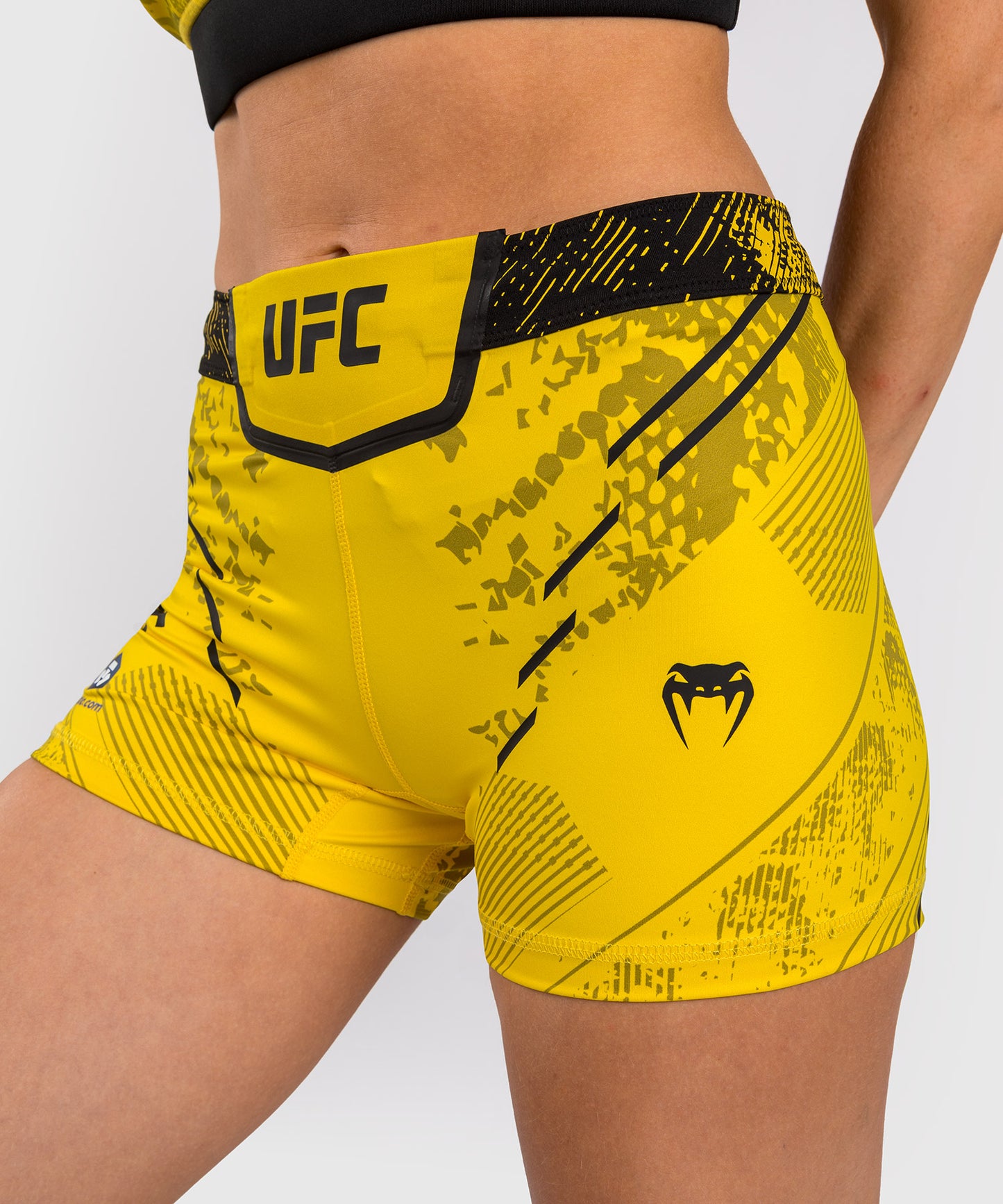 UFC Adrenaline by Venum Authentic Fight Night Short Vale Tudo para Mujer - Short Fit - Amarillo