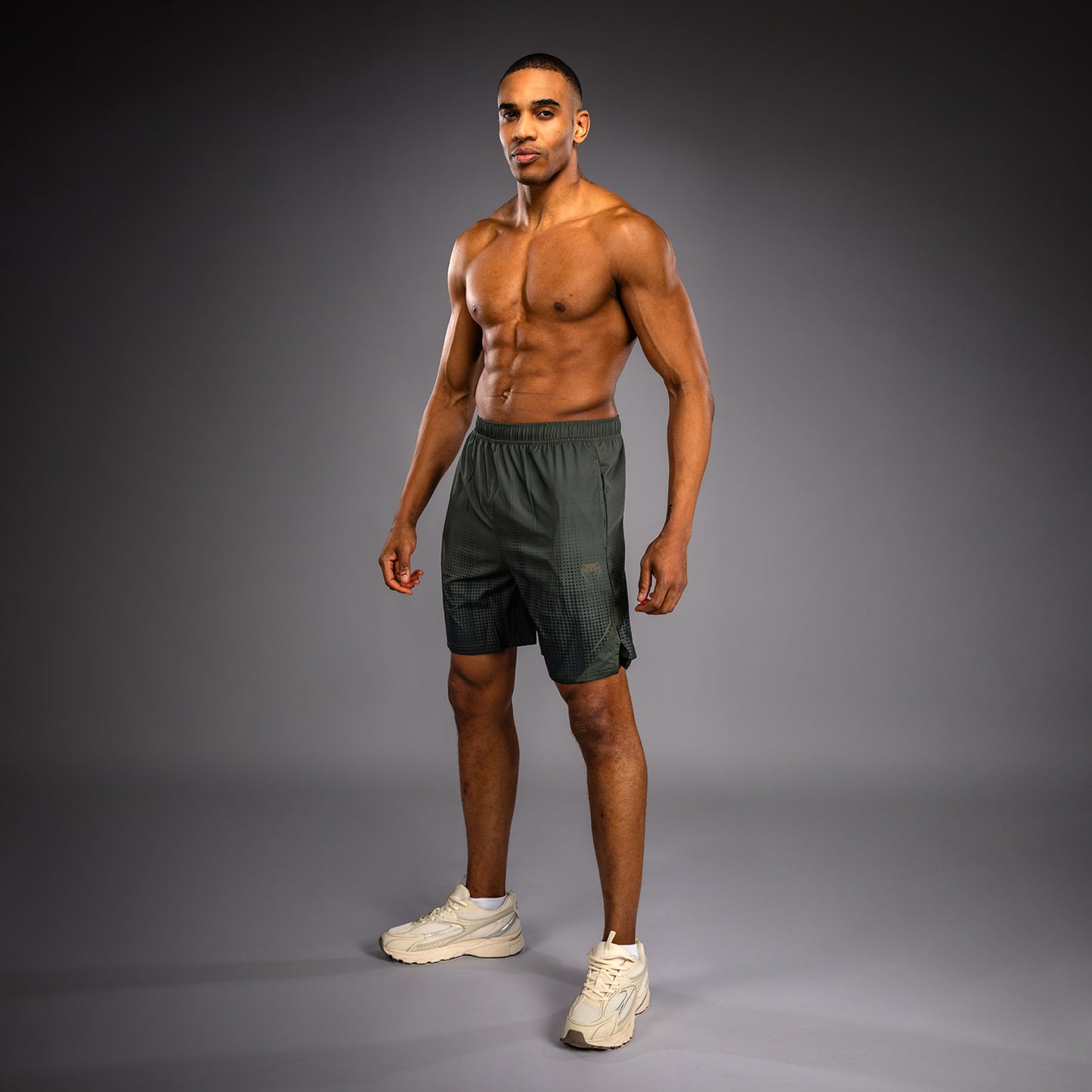 Venum Stealth Short de Entrenamiento – Caqui/Verde Oscuro