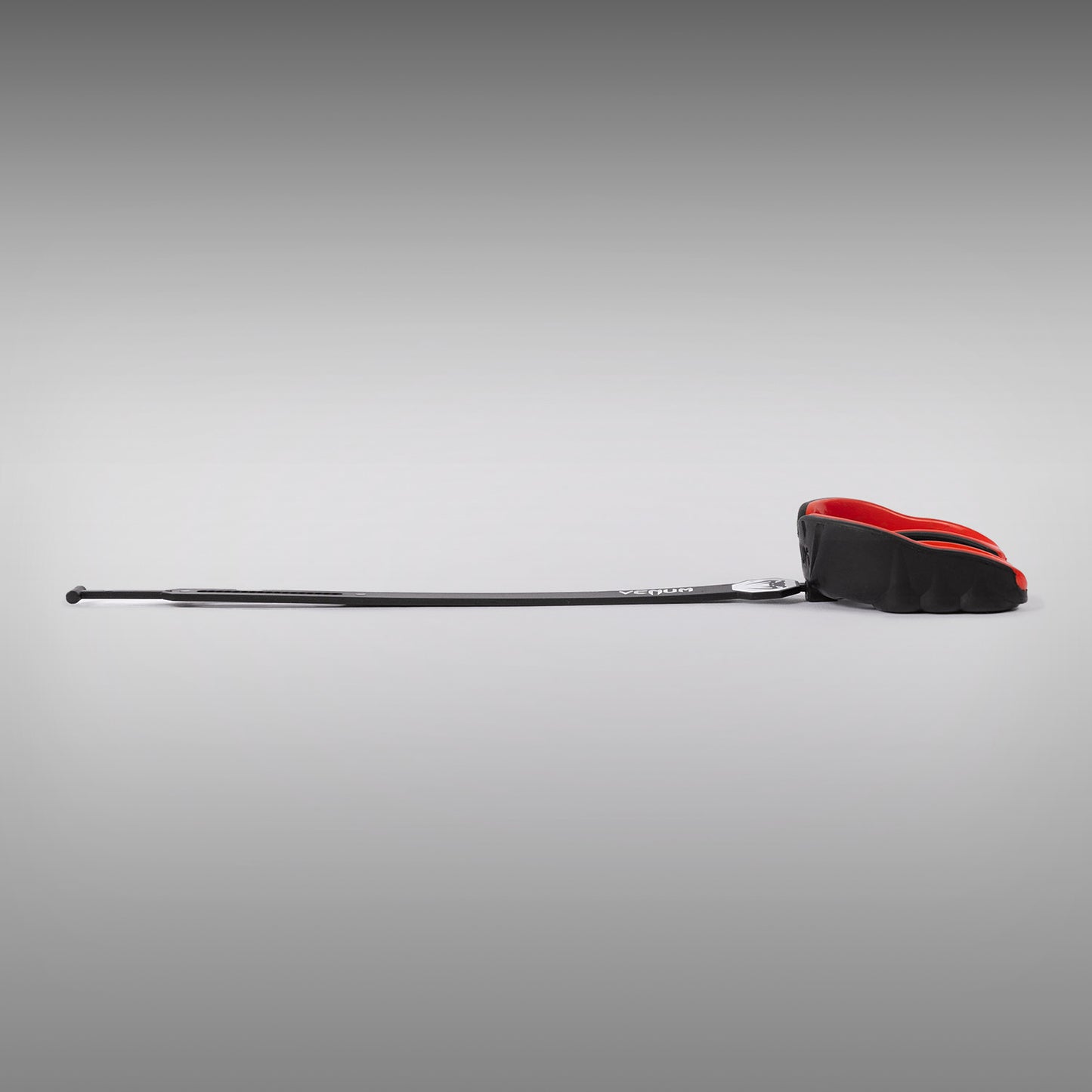 Venum Challenger Protector Bucal con Correa/Sin Correa - Negro/Rojo