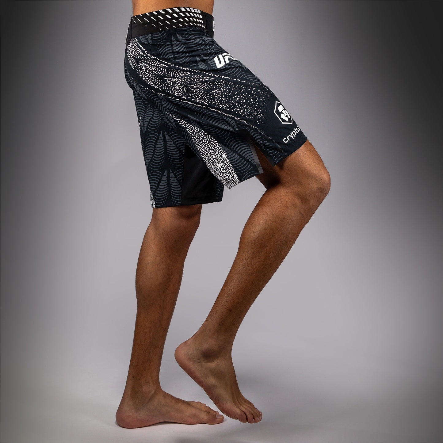UFC Zenith by Venum Authentic Fight Night Short de pelea ajuste largo Hombre - Negro