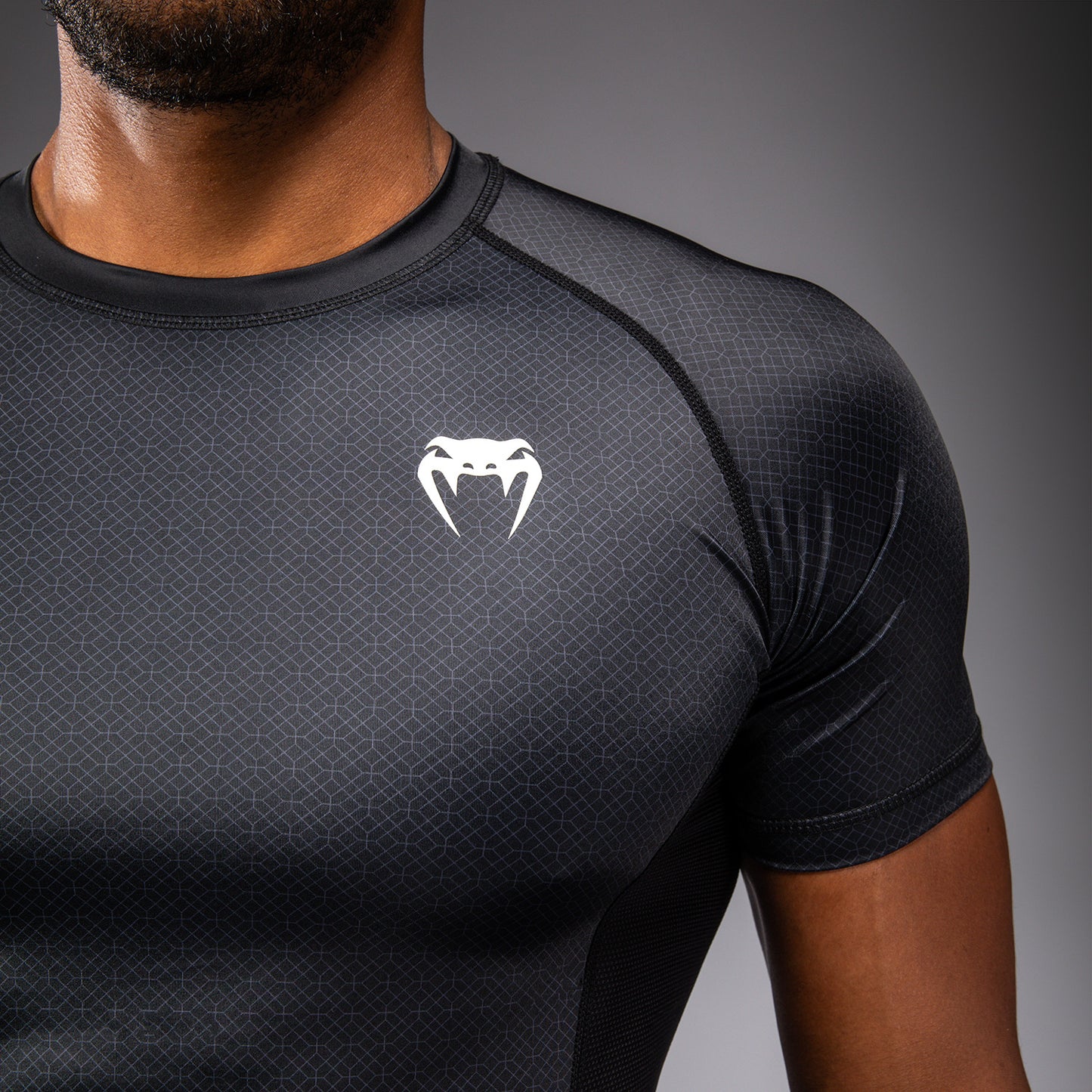 Venum x Roger Gracie Academy Rashguard Manga Corta - Negro